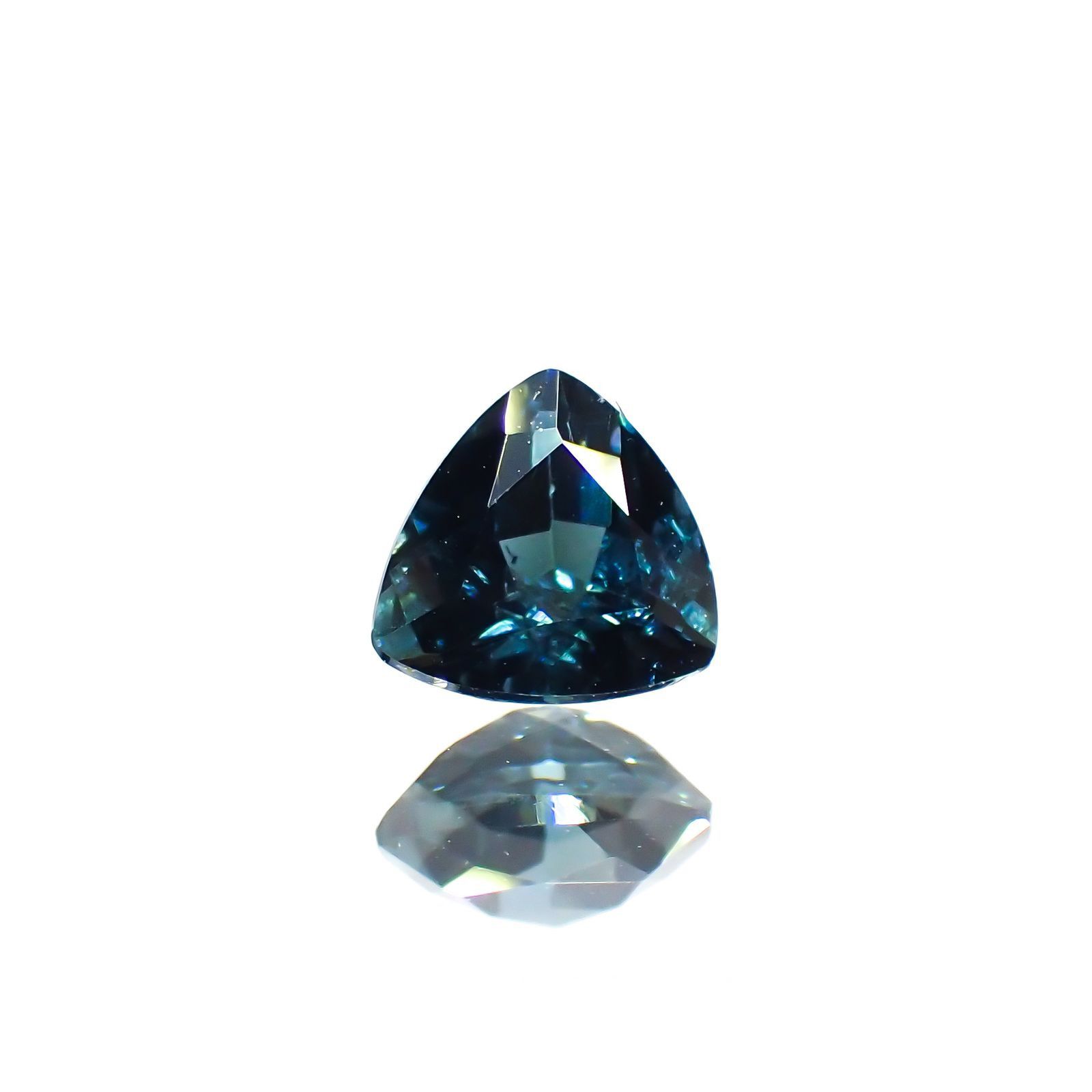 ブルートルマリン アフガニスタン産 0.43ct [250114093]4.9x4.9mm前後