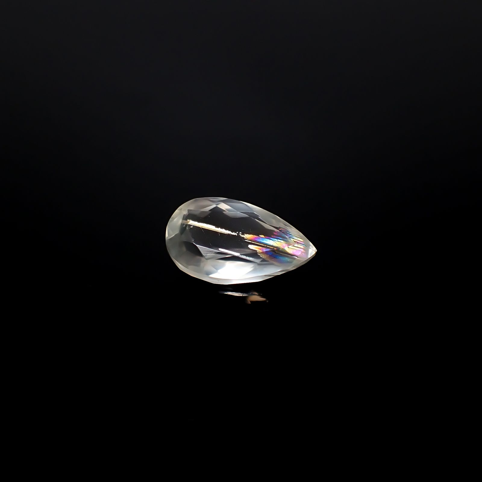 マラウイムーンストーン マラウイ共和国産 5.14ct / 15x9.3mm前後 [260331828]