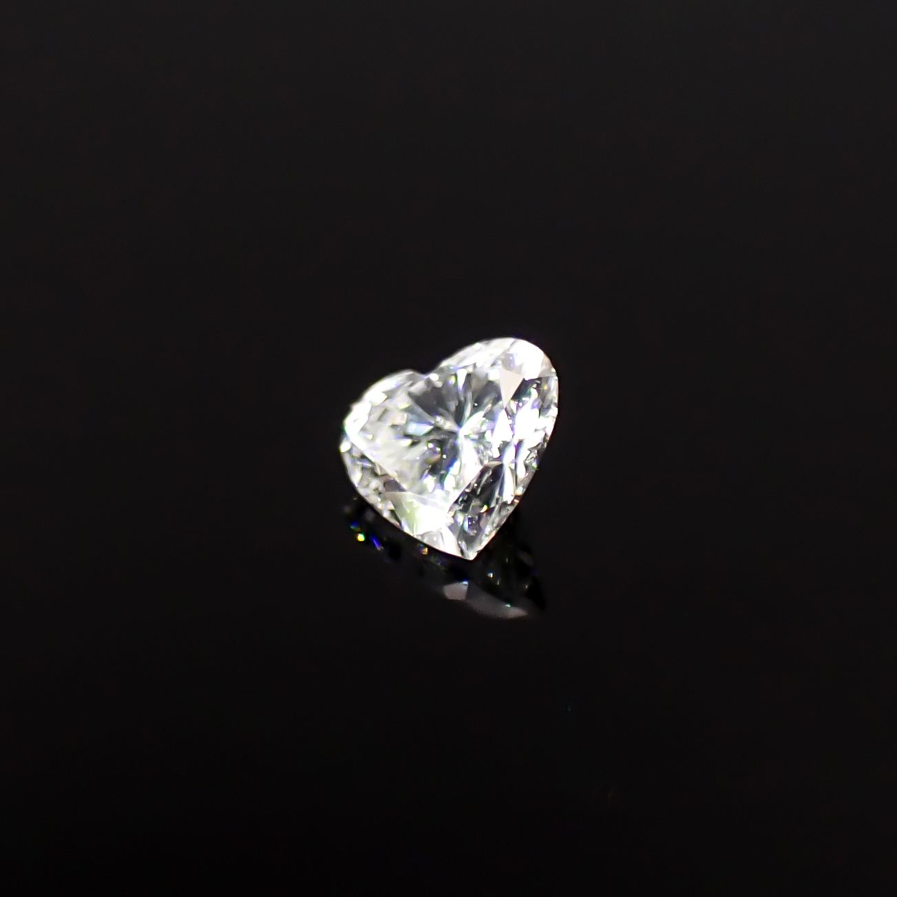 ダイヤモンド 0.056ct / 2.4x2.6mm前後 [260431982]
