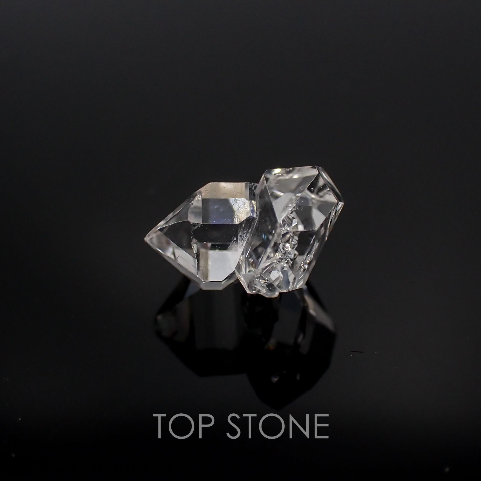ハーキマーダイヤモンド アメリカ産 原石・結晶 2.79ct[20117546]9.2×10.3mm前後