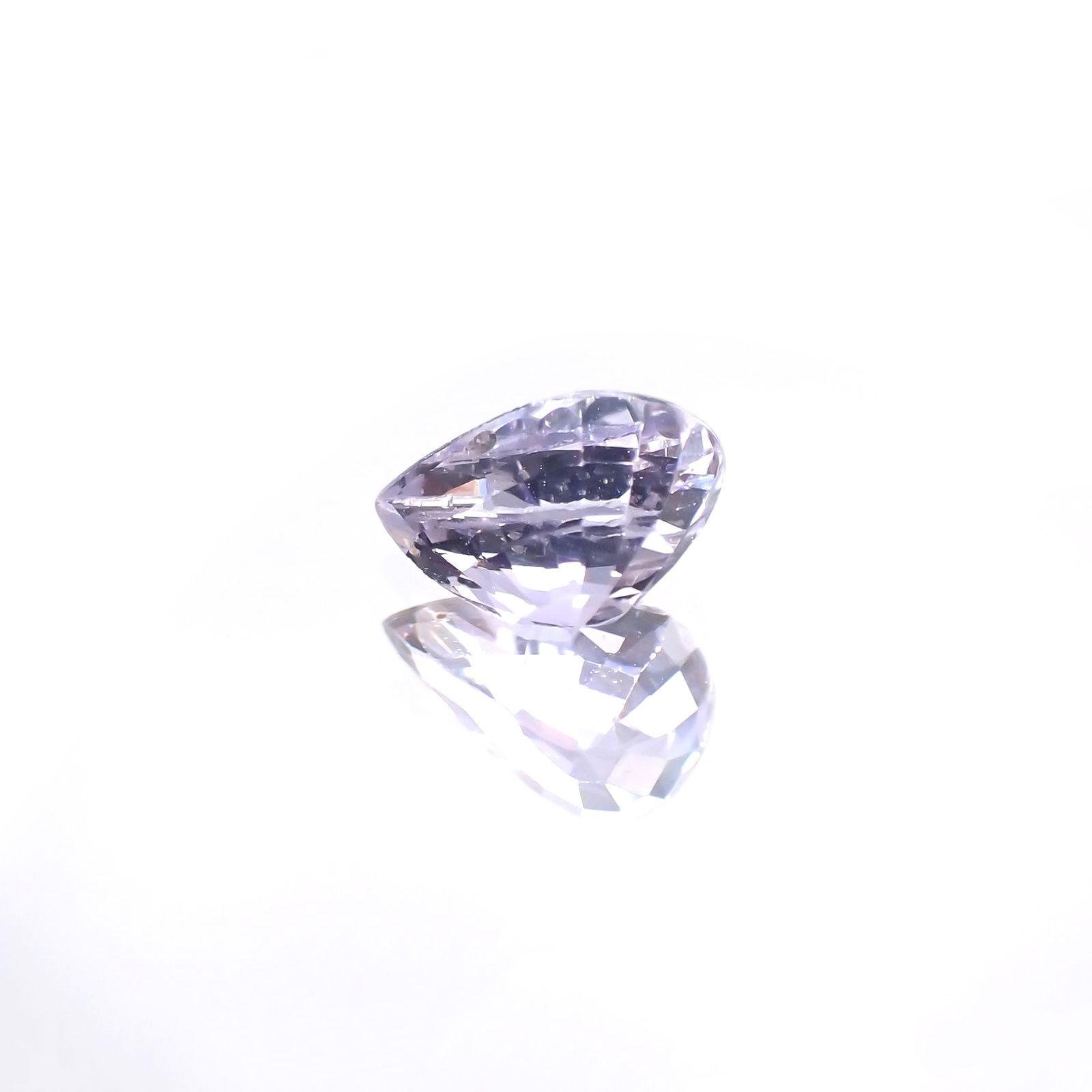 ラベンダーサファイア(宝石名サファイア) マダガスカル/スリランカ産 1.12ct 識別済[210812506]7.3×4.7mm前後