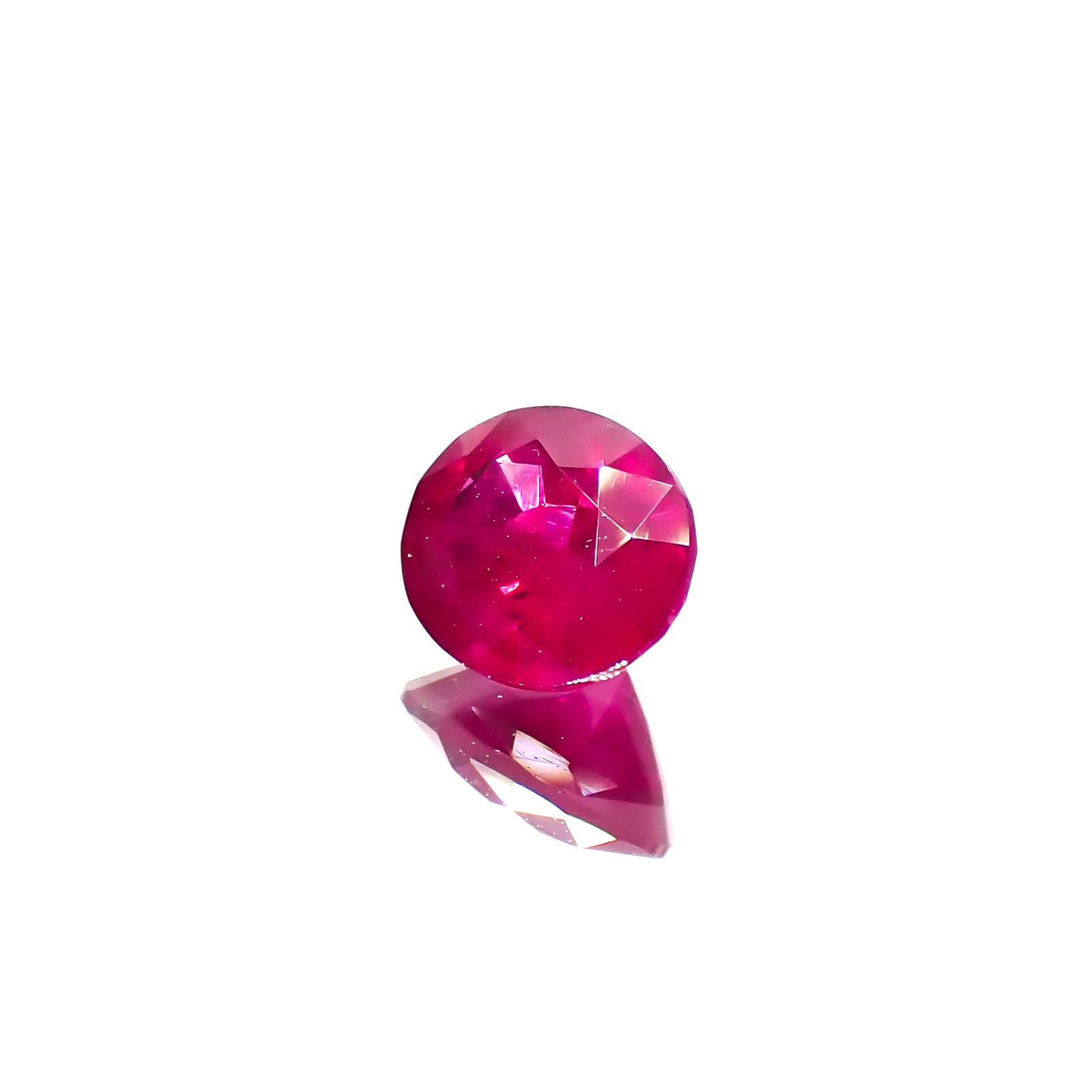 ルビー ビルマ/モザンビーク産 0.55ct [241029393]5.3x4.4mm前後