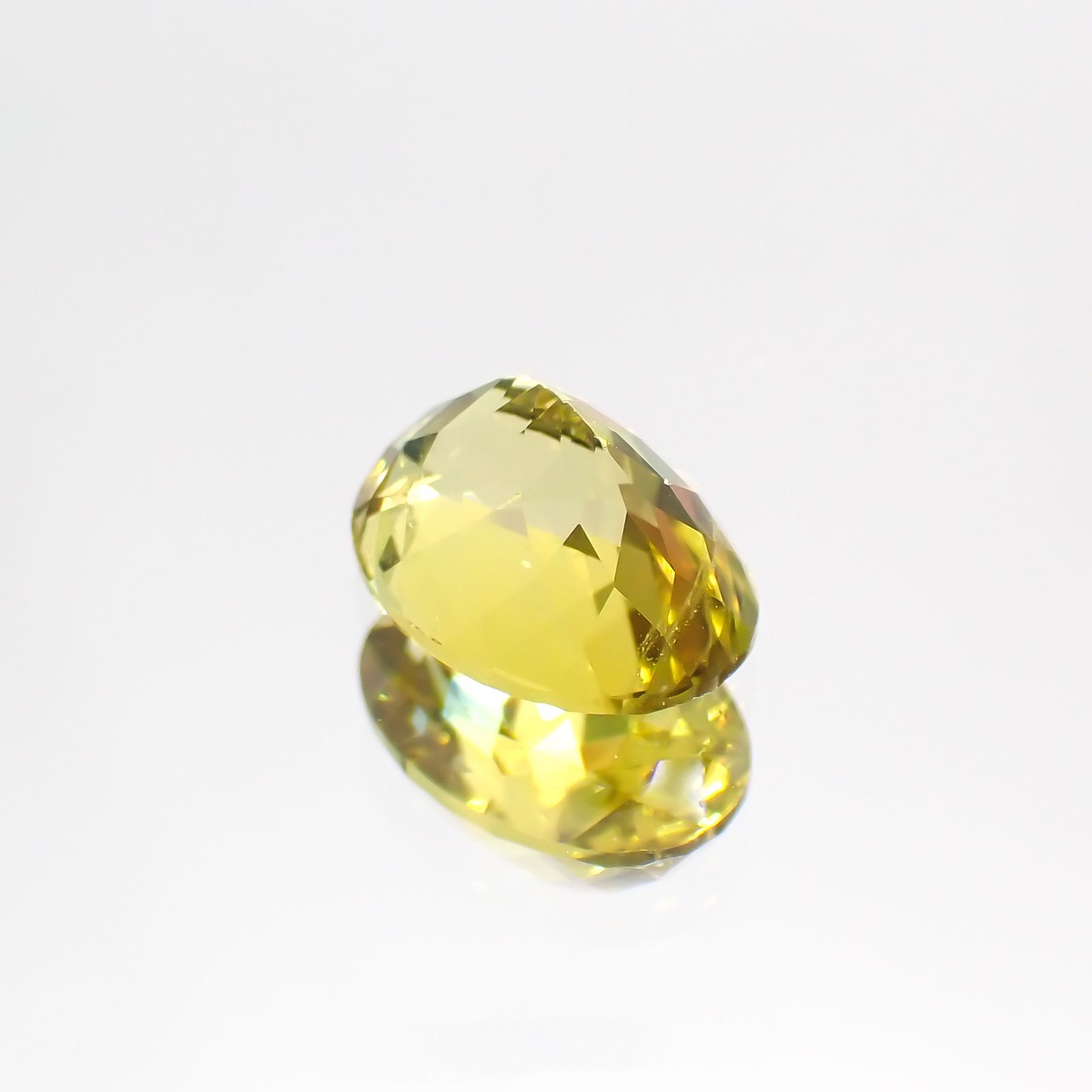 カナリートルマリン(宝石名イエロー・トルマリン)ザンビア・カナリー鉱山産 1.217ct ソ付(彩珠)[230522202]7.7x5.5mm前後