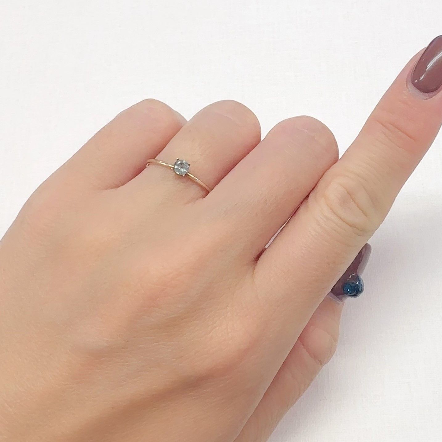 シルキーアレキサンドライト ブラジル・ミナスジェライス州ヘマチタ鉱山産 0.16ct[240627966]3.4x3.4mm前後