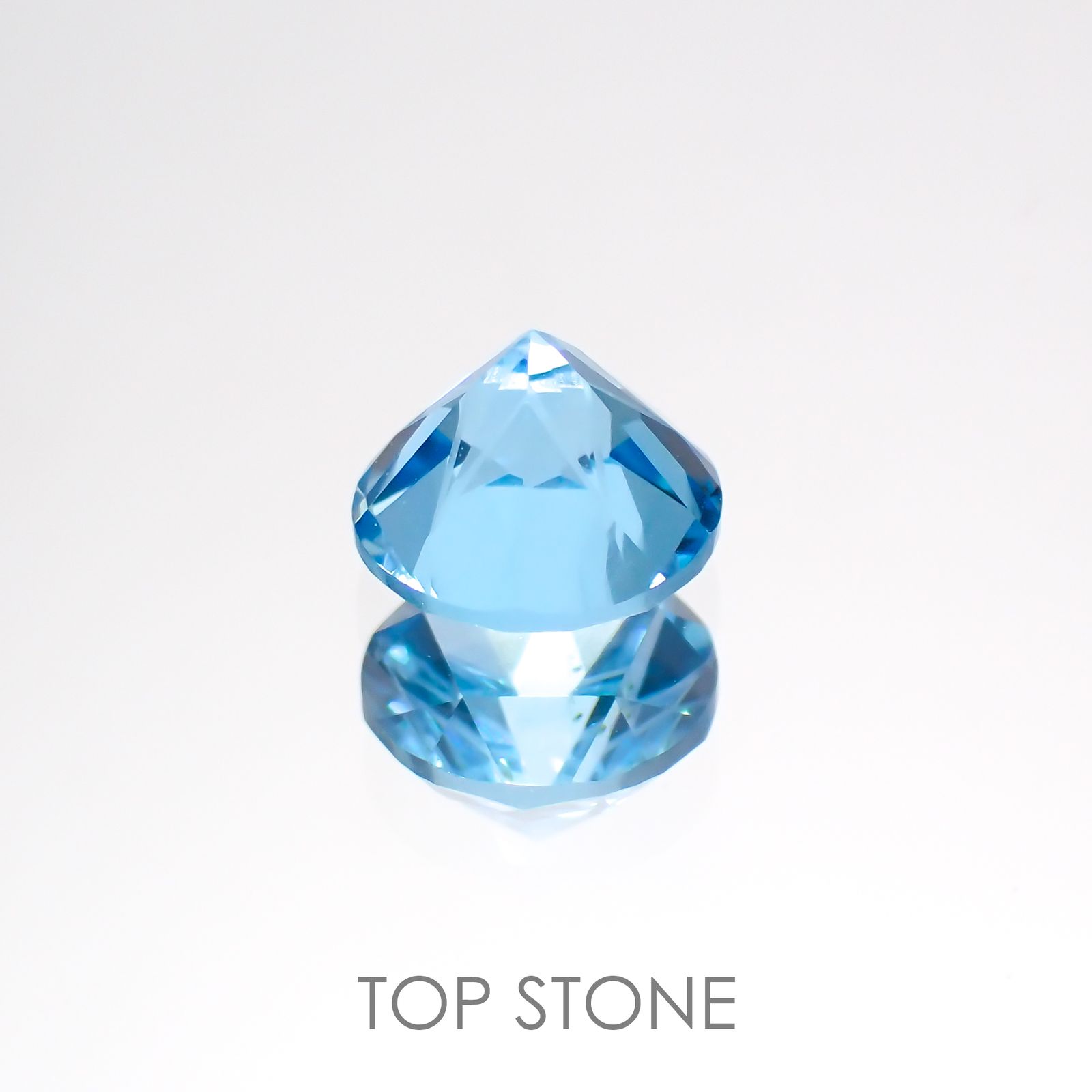 ◇特殊カット◇スイスブルートパーズ(宝石名ブルー・トパーズ) ブラジル産 1.09ct 識別済[211013013]6×6mm前後