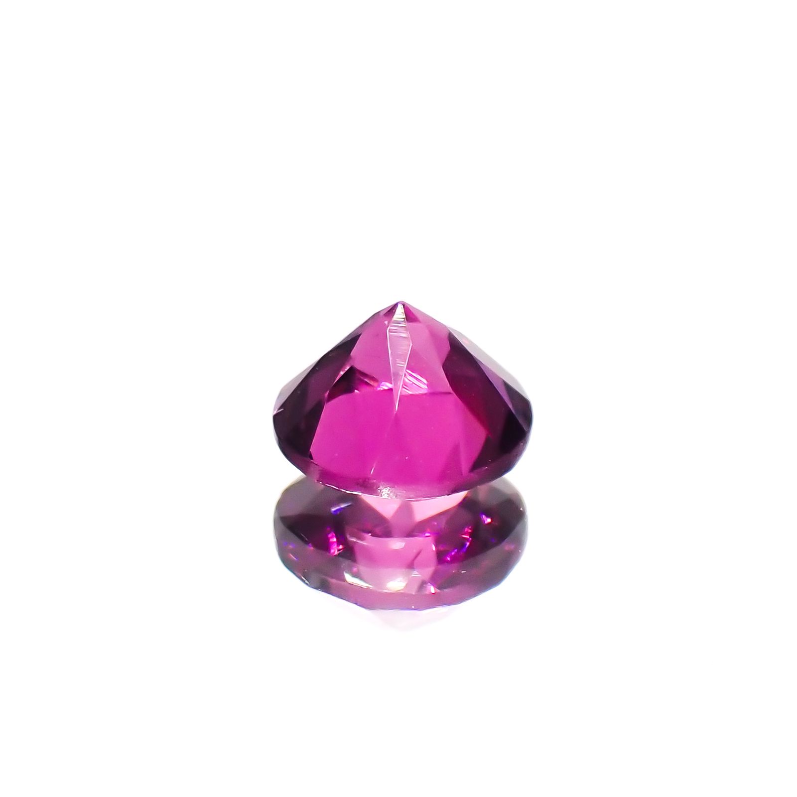 グレープガーネット ブラジル産 0.67ct [250823164]5.1x5mm前後