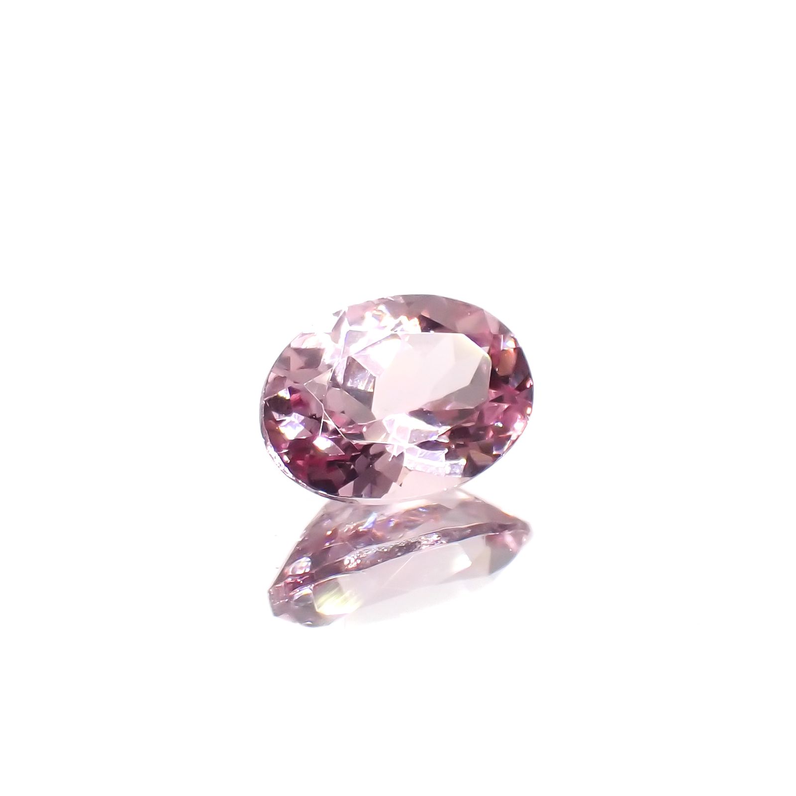 ドラゴンガーネット タンザニア産 0.96ct[230923310]7.1x5.1mm前後