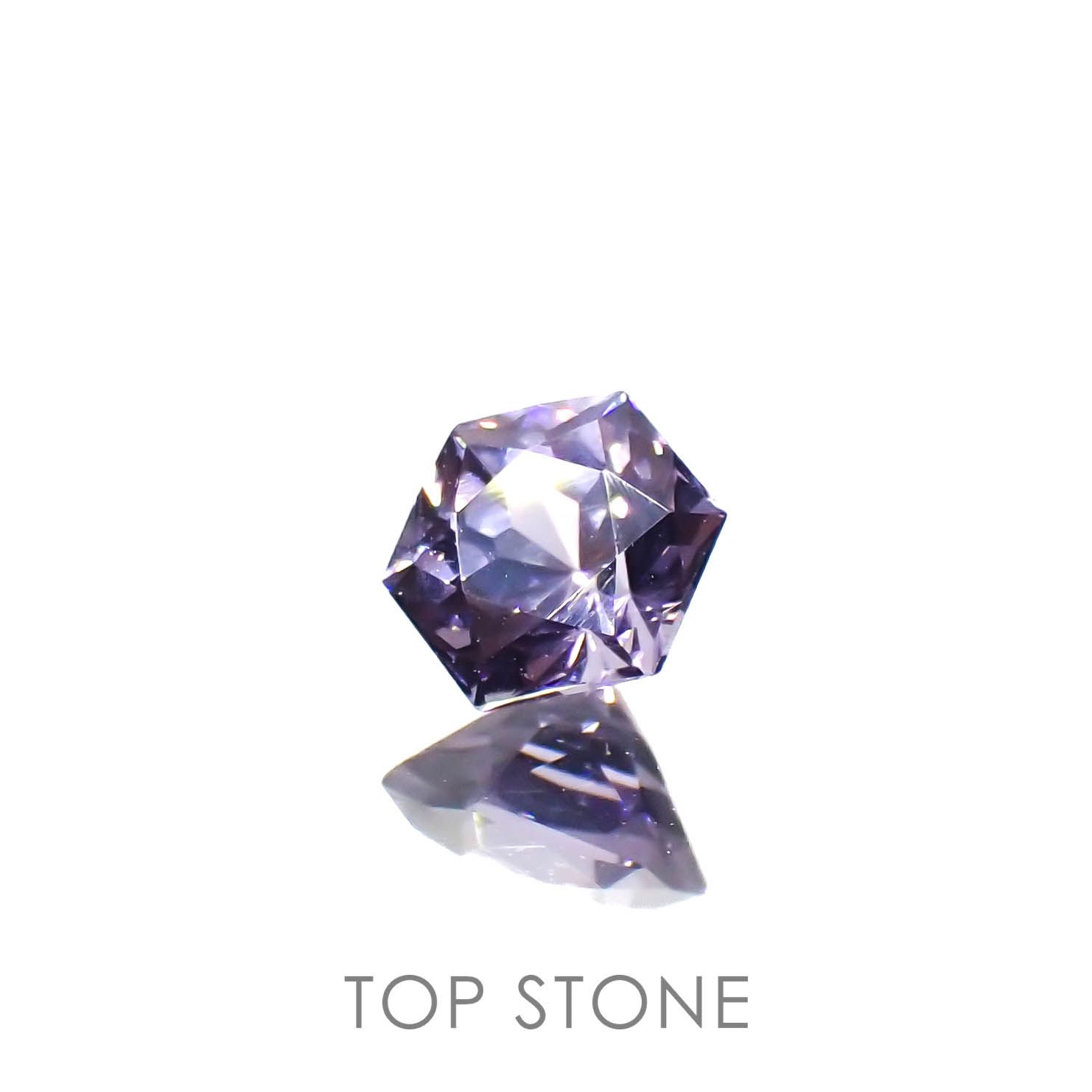 ◇ヘキサゴンカット◇バイオレットスピネル(宝石名スピネル)ビルマ/マダガスカル産 0.52ct 識別済[230220643]4.4x4.4mm前後