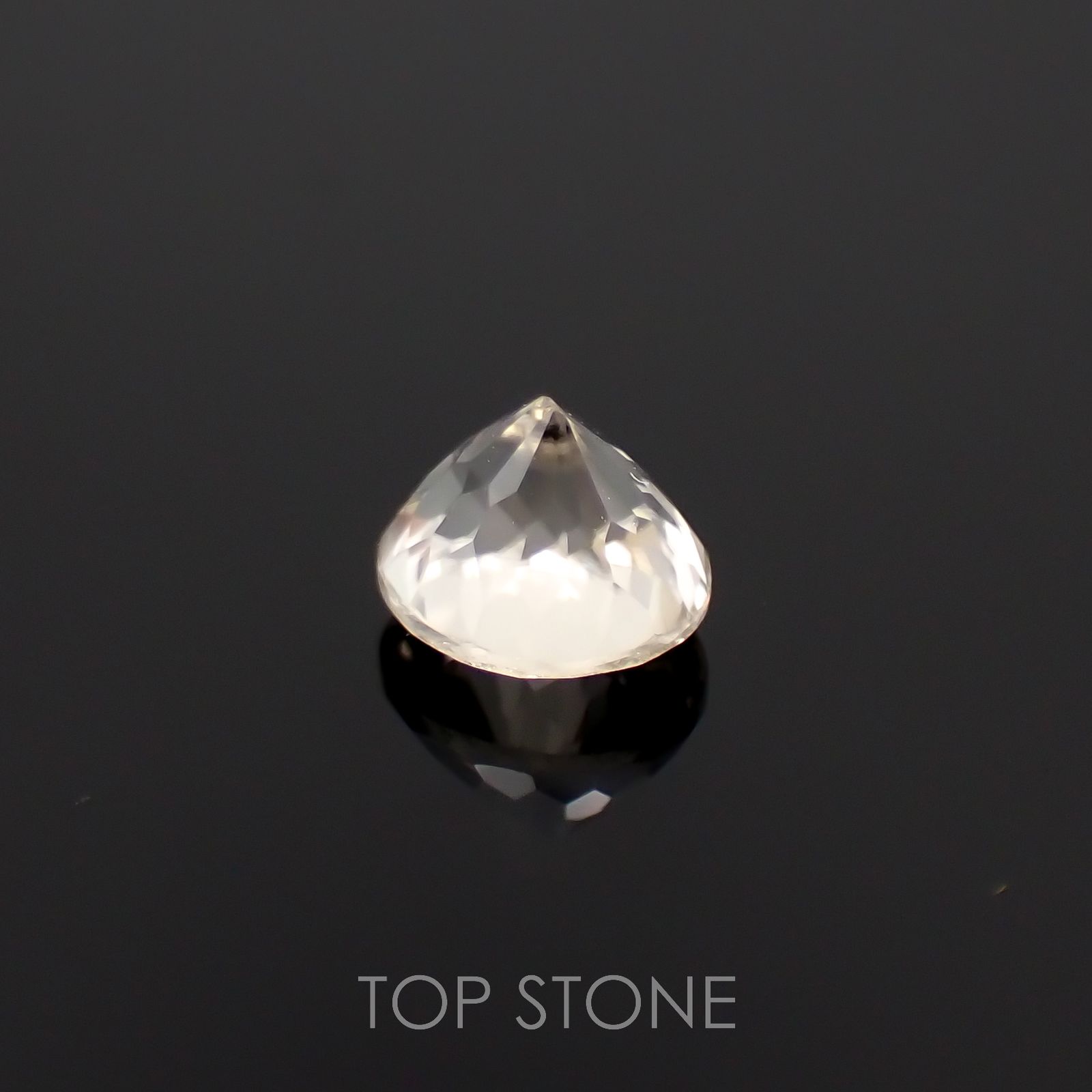 シンハライト(宝石名シンハライト)スリランカ産 0.53ct 識別済[221219709]4.9x4.4mm前後