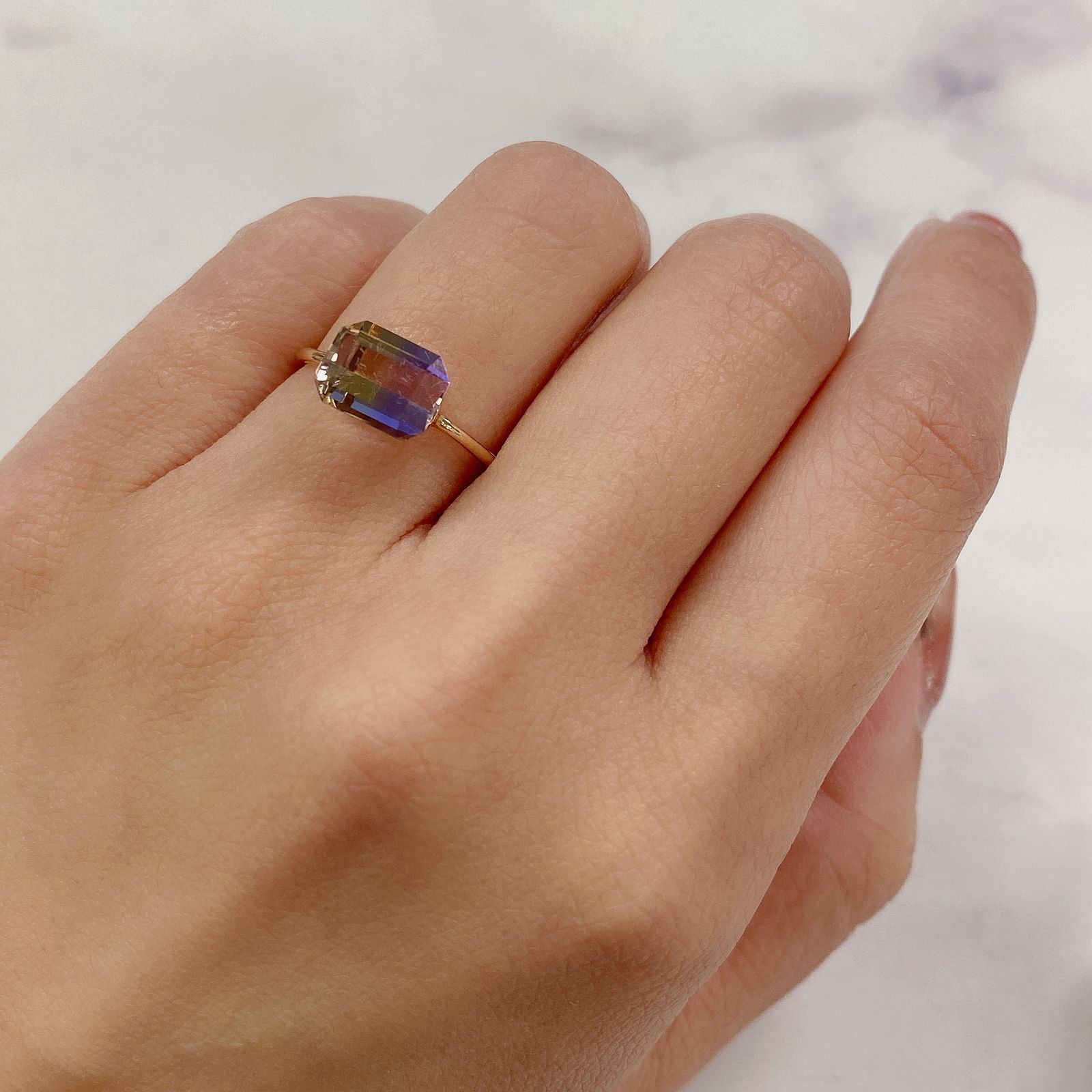アメトリン(宝石名バイカラー・クォーツ/別名アメトリン) ボリビア産 2.16ct 識別済[20106888]8.7×6.8mm前後