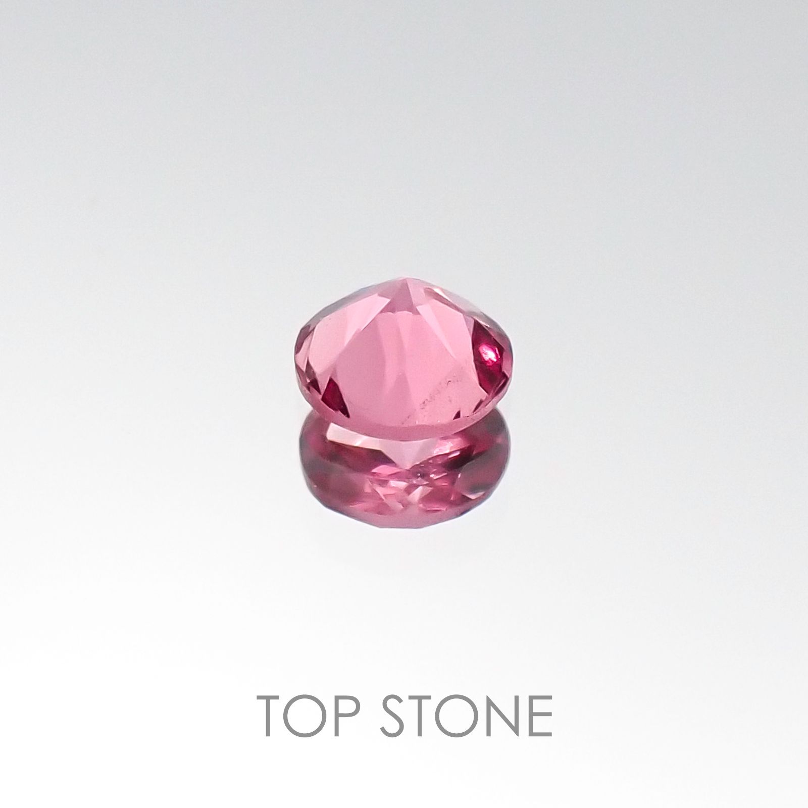 ホットピンクスピネル(宝石名ピンク・スピネル) タンザニア産 0.19ct 識別済[20106032]3.6×3.5mm前後