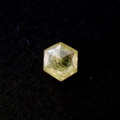 ◇ヘキサゴンアンティークカット◇イエローダイヤモンド(宝石名ダイアモンド) 南アフリカ産 0.11ct 識別済[210611062]2.7×2.6mm前後