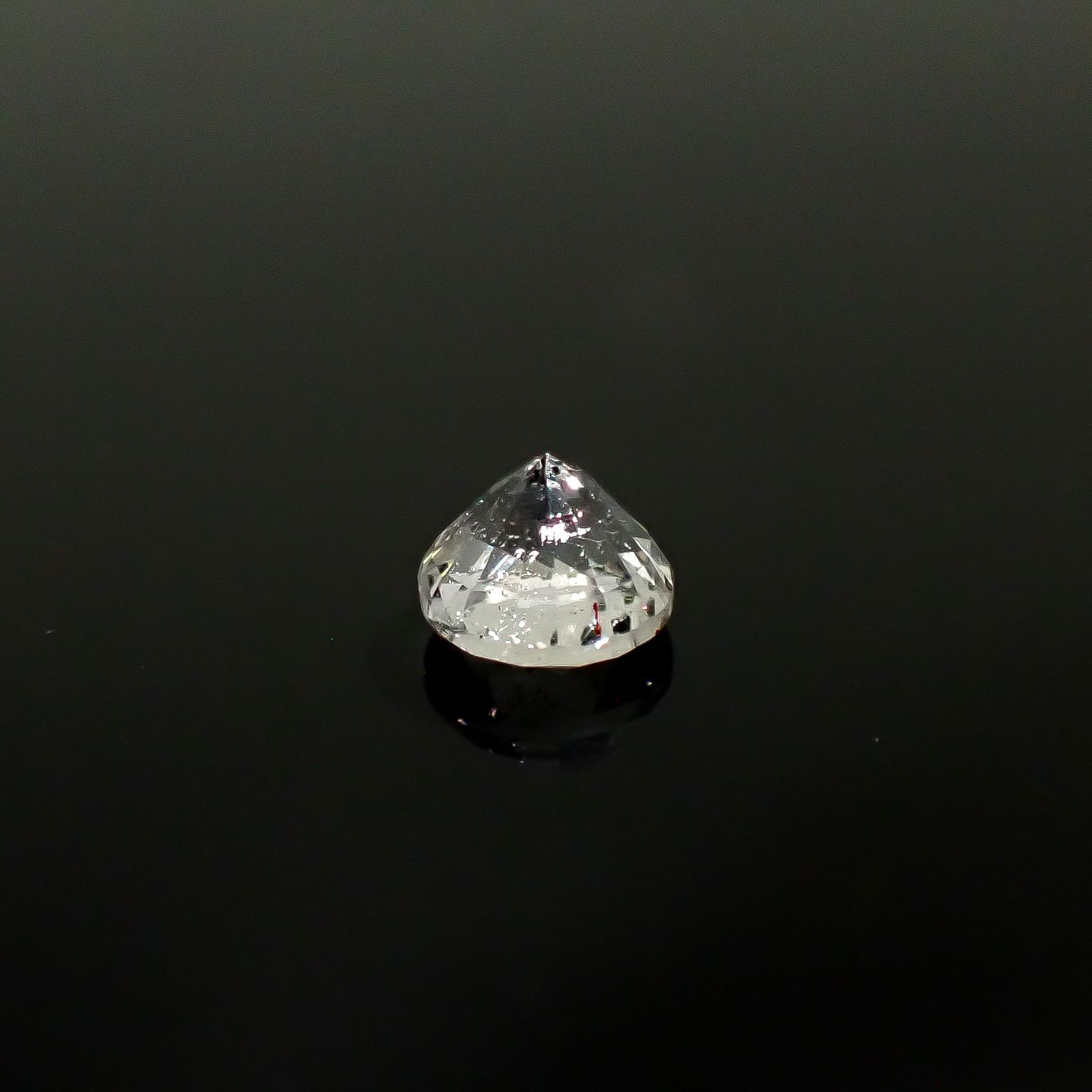 ティンカーベルクォーツ ブラジル産 0.92ct / 6.1x6.1mm前後 [260131531]
