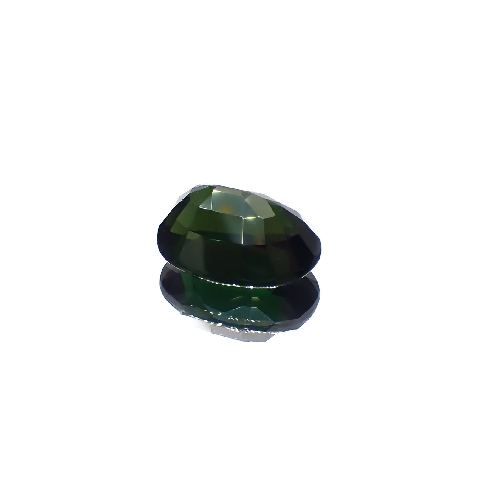 カラーチェンジクロムトルマリン(宝石名クロム・トルマリン(カラーチェンジ・タイプ))タンザニア産 6.181ct ソ付(日独)[231024040]13.27x9.87mm前後