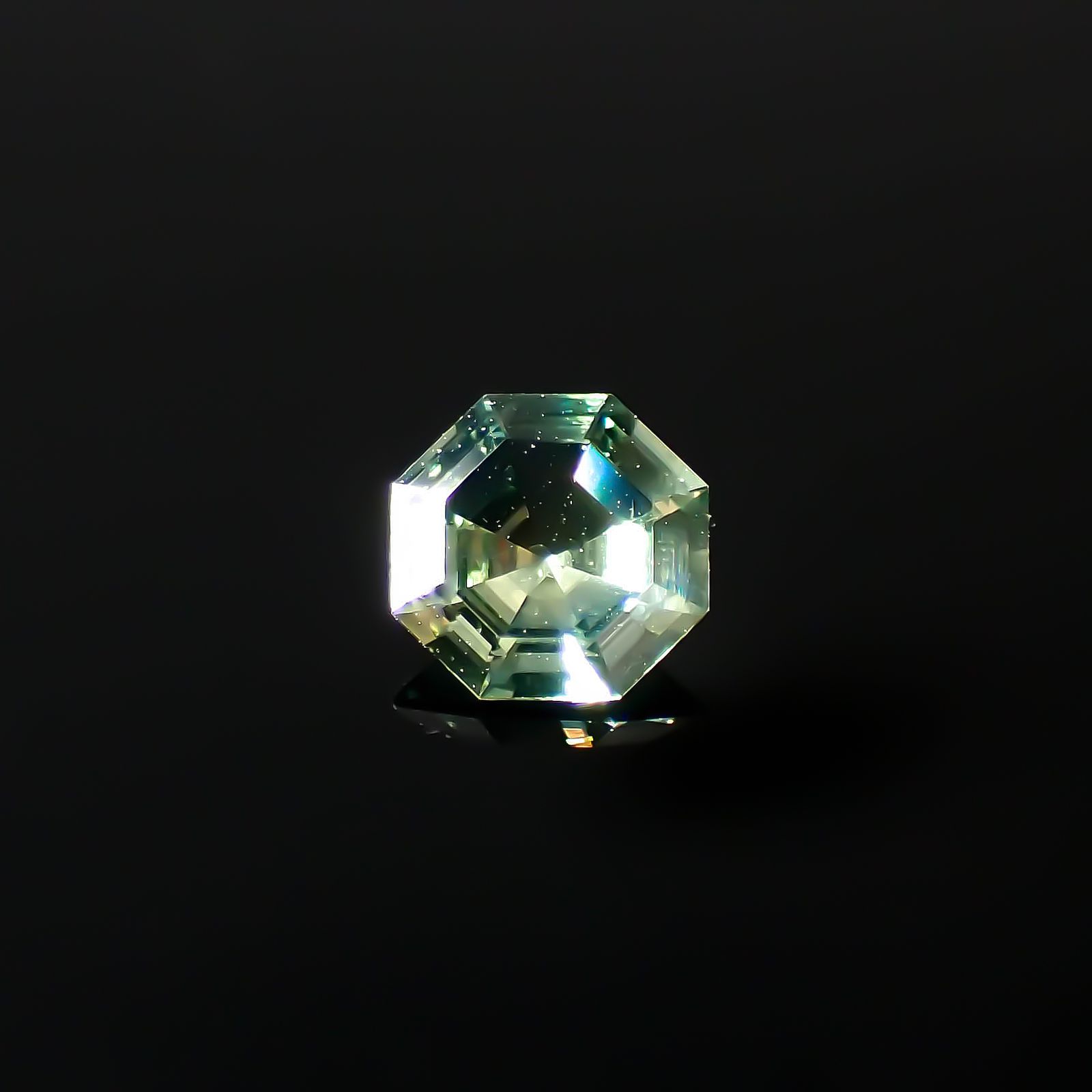 ◇オクタゴンカット◇モンタナサファイア アメリカ・モンタナ州産 0.51ct[240326403]4.9x4.9mm前後