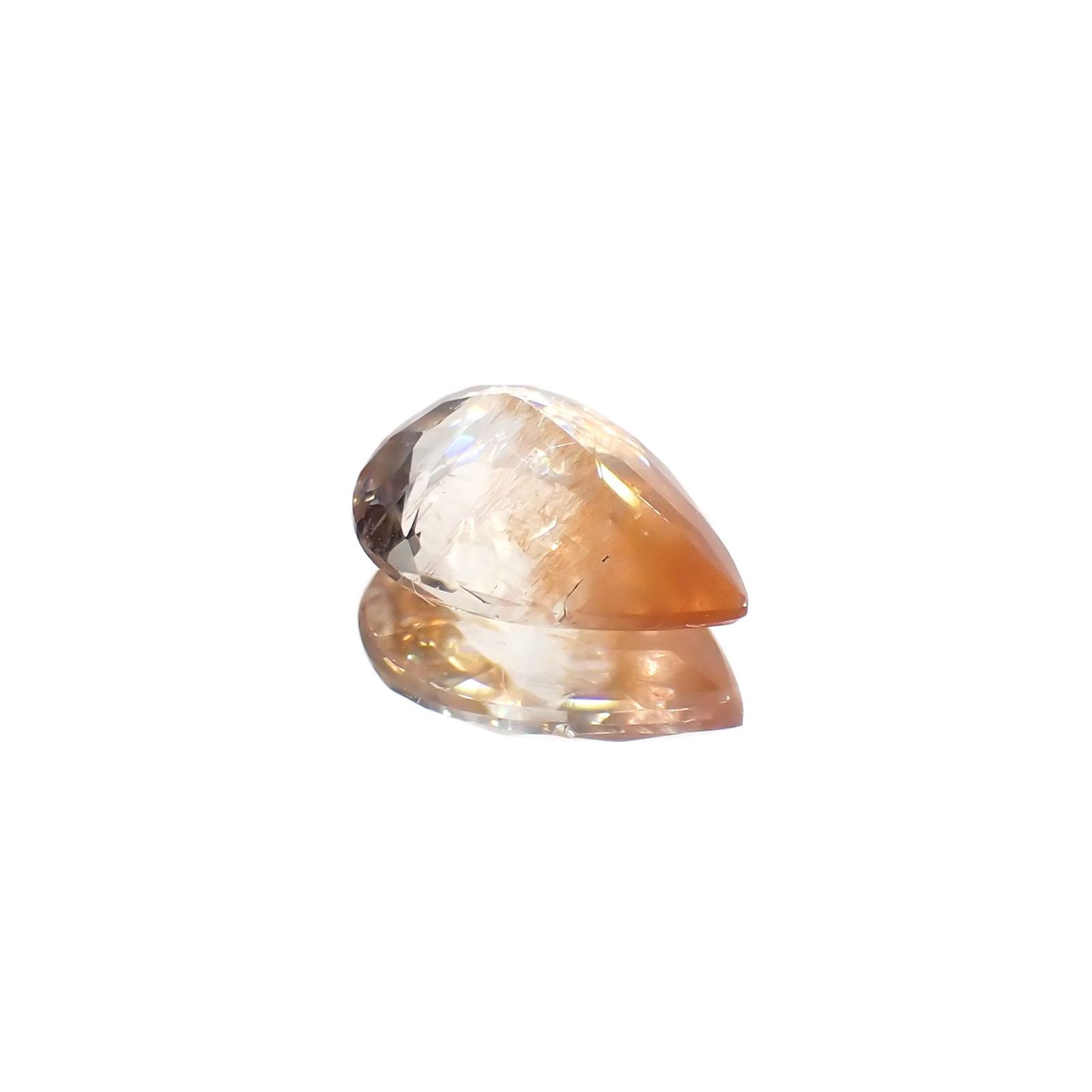 サンストーンスキャポライト(宝石名シーン・スキャポライト)タンザニア産 識別済 1.13ct / 9.1x6.6mm前後 [221219271]