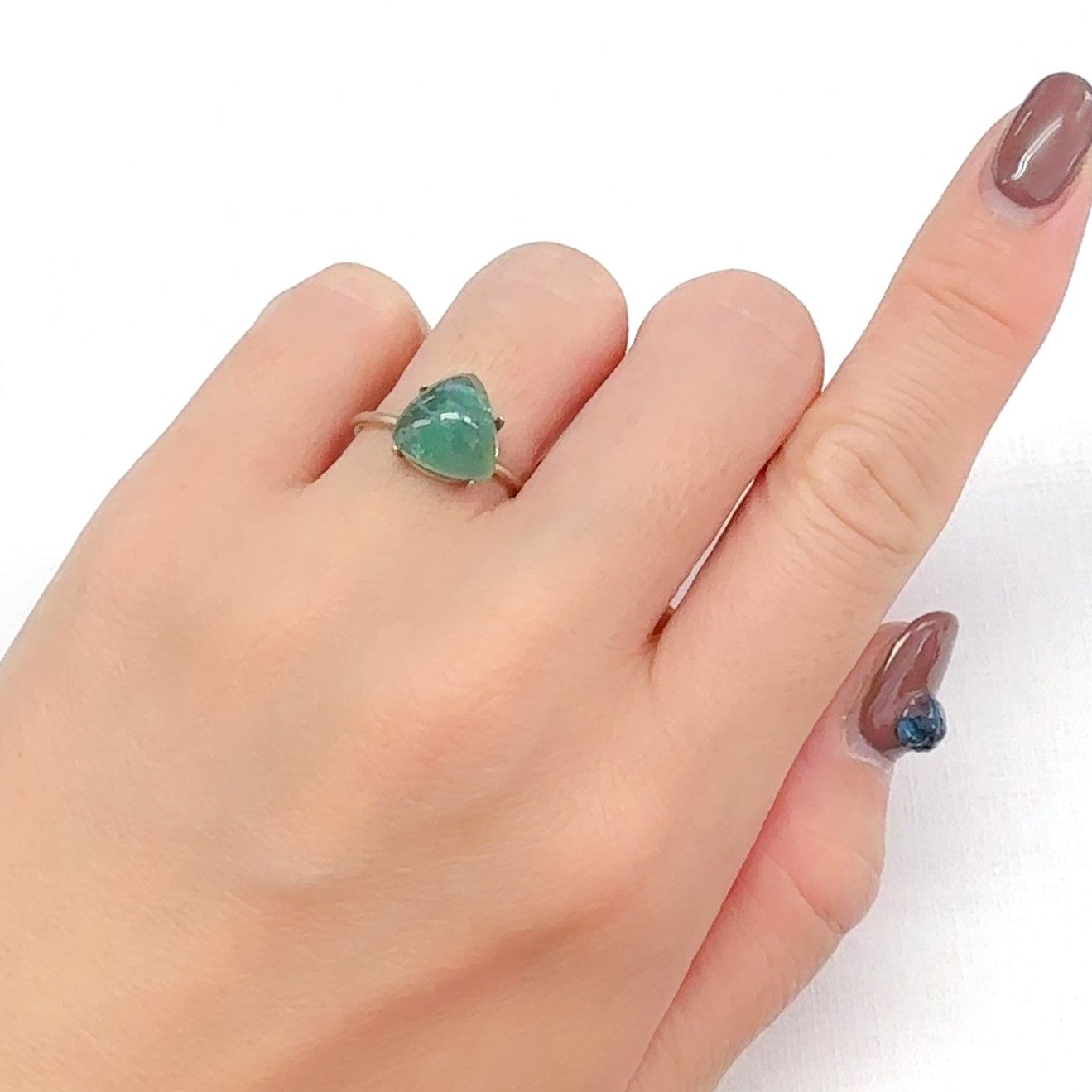 フローライト フルオレッセンス イギリス・ロジャリー鉱山産 4.63ct[240527714]10x9.9mm前後