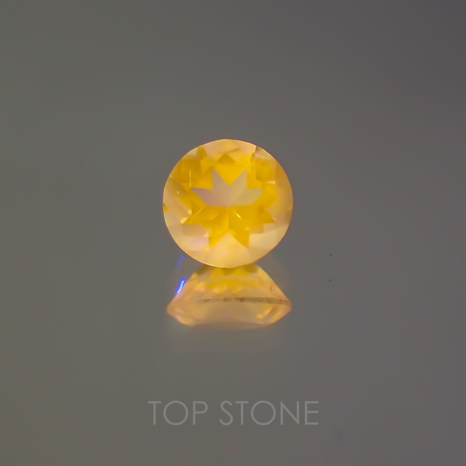 パープルスキャポライト(マリアライト) スリランカ産 ルース 0.21ct[21019559]4.2×4.2mm前後