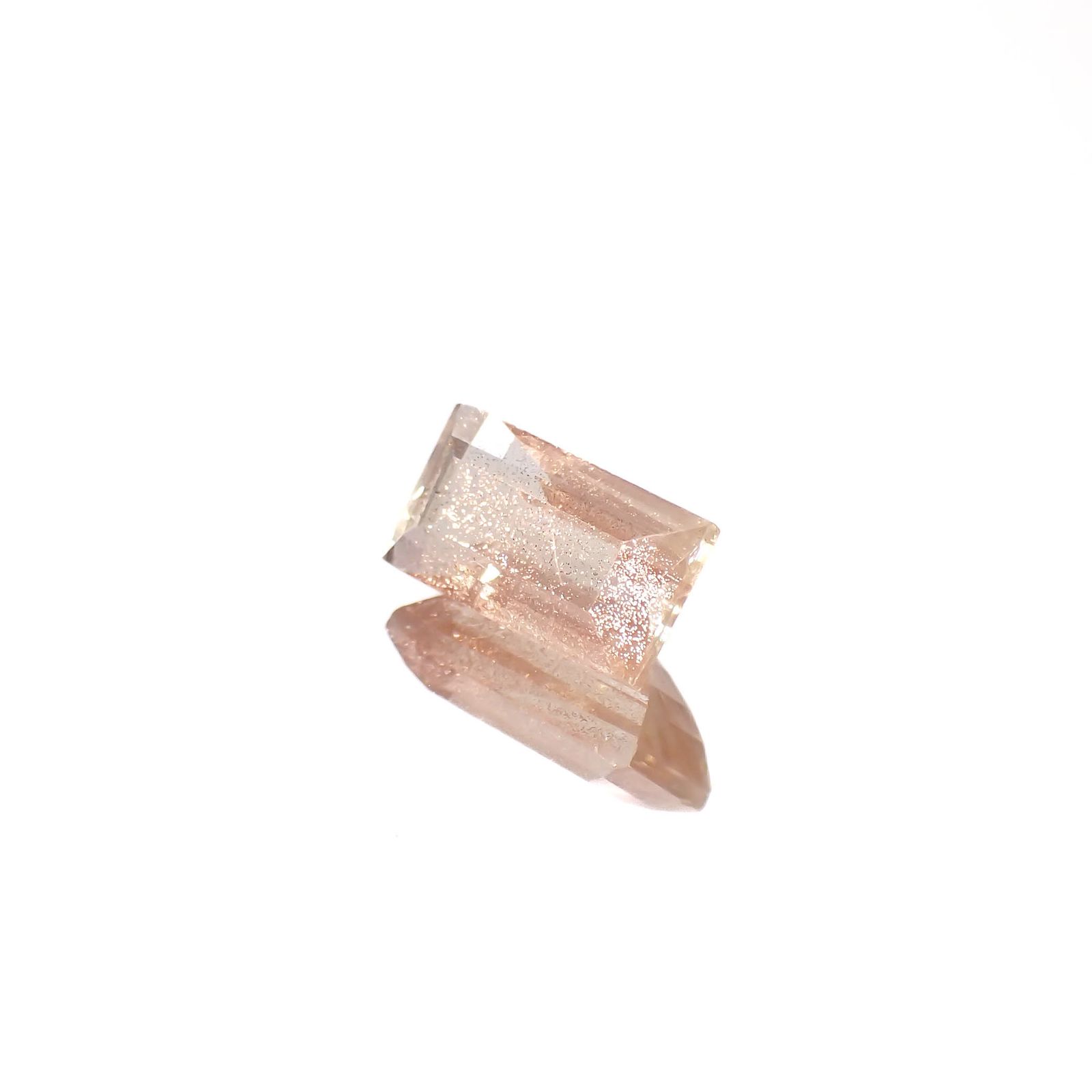 オレゴンサンストーン アメリカ・オレゴン州産 1.39ct[240627873]8.8x4.8mm前後