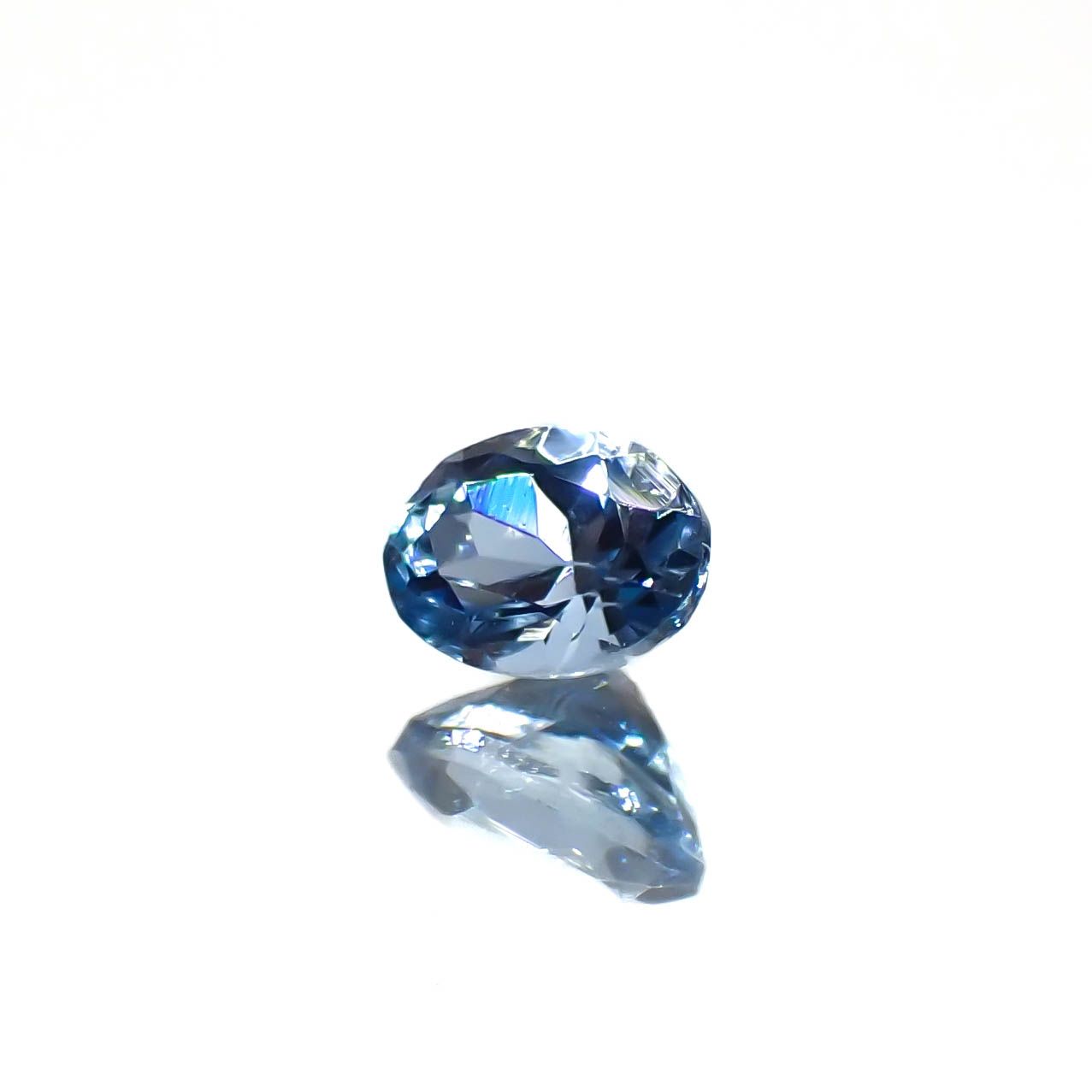 サンタマリアアクアマリン ブラジル産 0.18ct[240225995]4x2.9mm前後