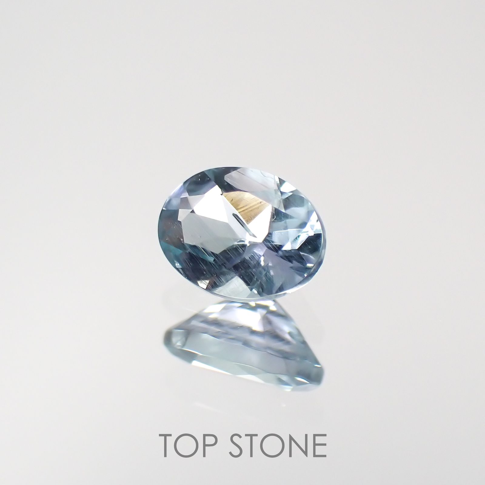 ブルーグリーンコーネルピン(宝石名コーネルピン)タンザニア産 0.11ct 識別済[221219231]3.3x2.3mm前後