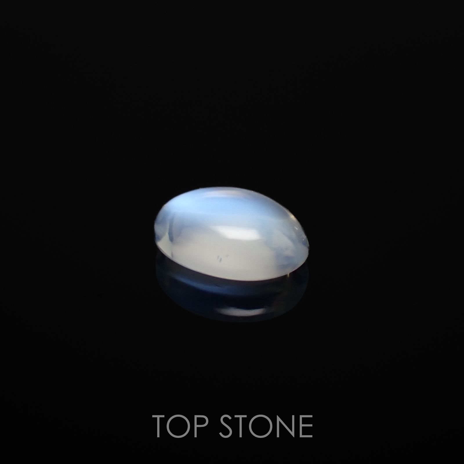ムーンストーン(宝石名ムーンストーン)インド/スリランカ産 1.03ct 識別済[220515798]7.9x5.8mm前後