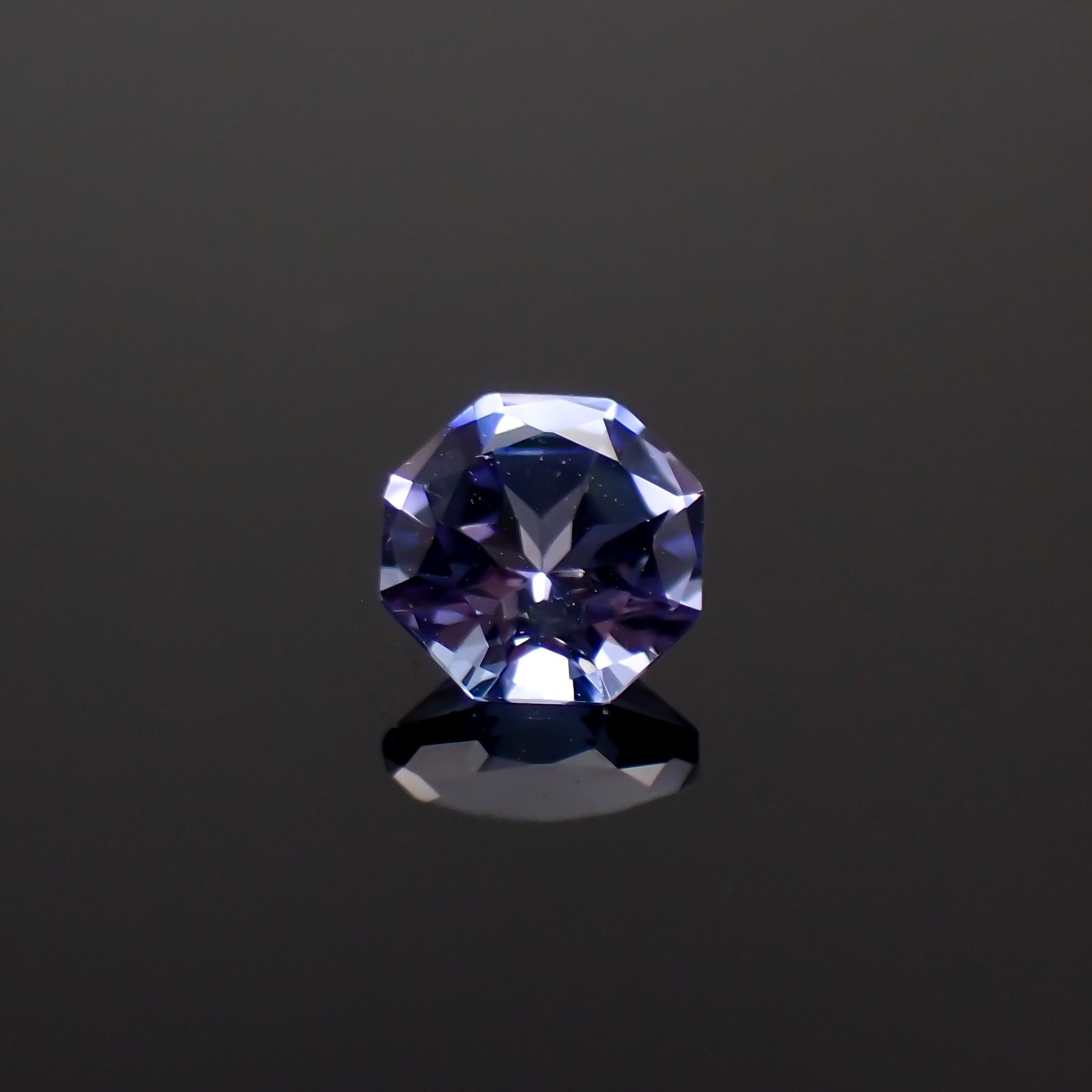 ◇オクタゴンカット◇タンザナイトSA(宝石名タンザナイト)タンザニア産 0.52ct 識別済[231124166]5.1x5mm前後