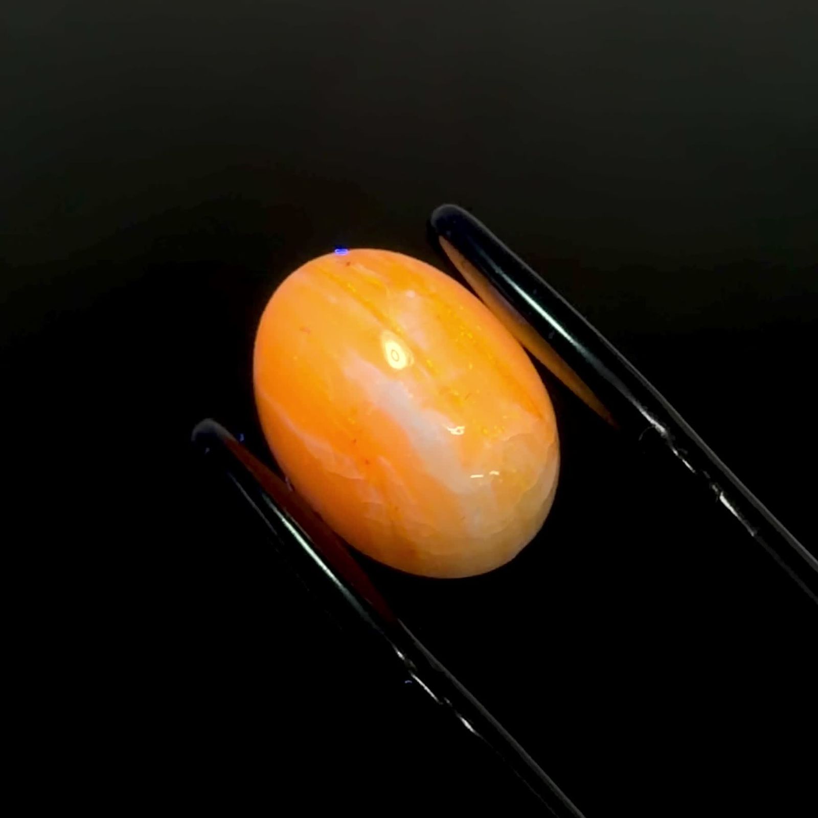 北海道オパール 北海道河東郡鹿追町然別産 5.29ct / 12.9x9.4mm前後