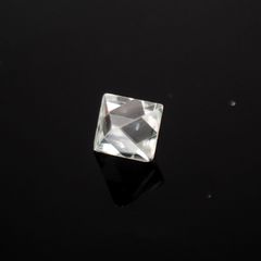 ソーヤブルダイヤモンド 原石 ロシア産 ルース 0.064ct[210410545]2.6×2.6mm前後