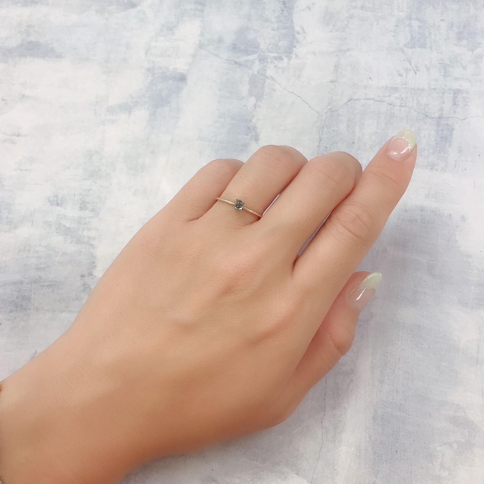 ブルーコーネルピン(宝石名コーネルピン)タンザニア産 0.19ct 識別済[220817348]3.6x2.9mm前後