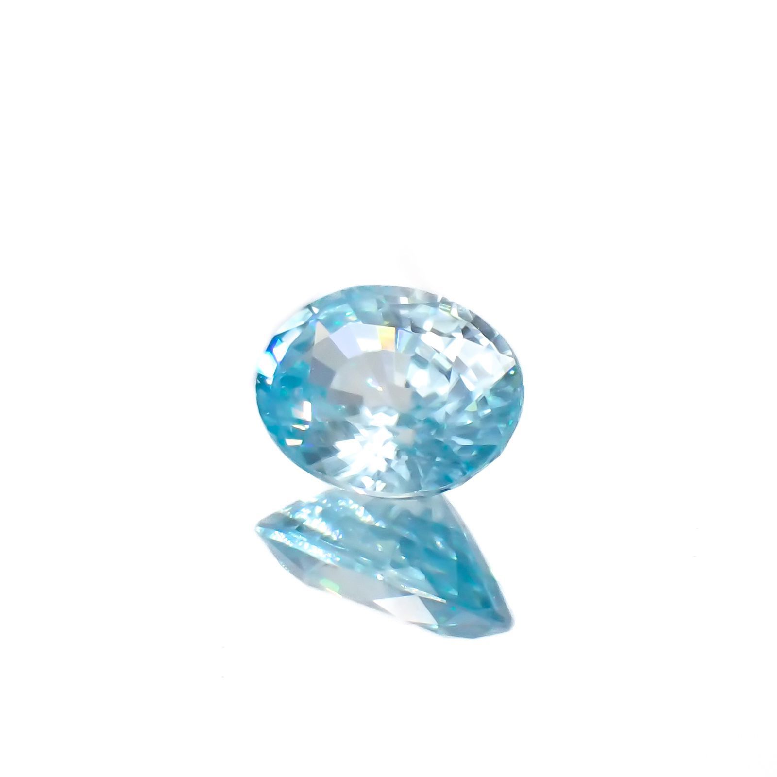 バイカラーブルージルコン カンボジア産 1.86ct[230320983]8x6.1mm前後