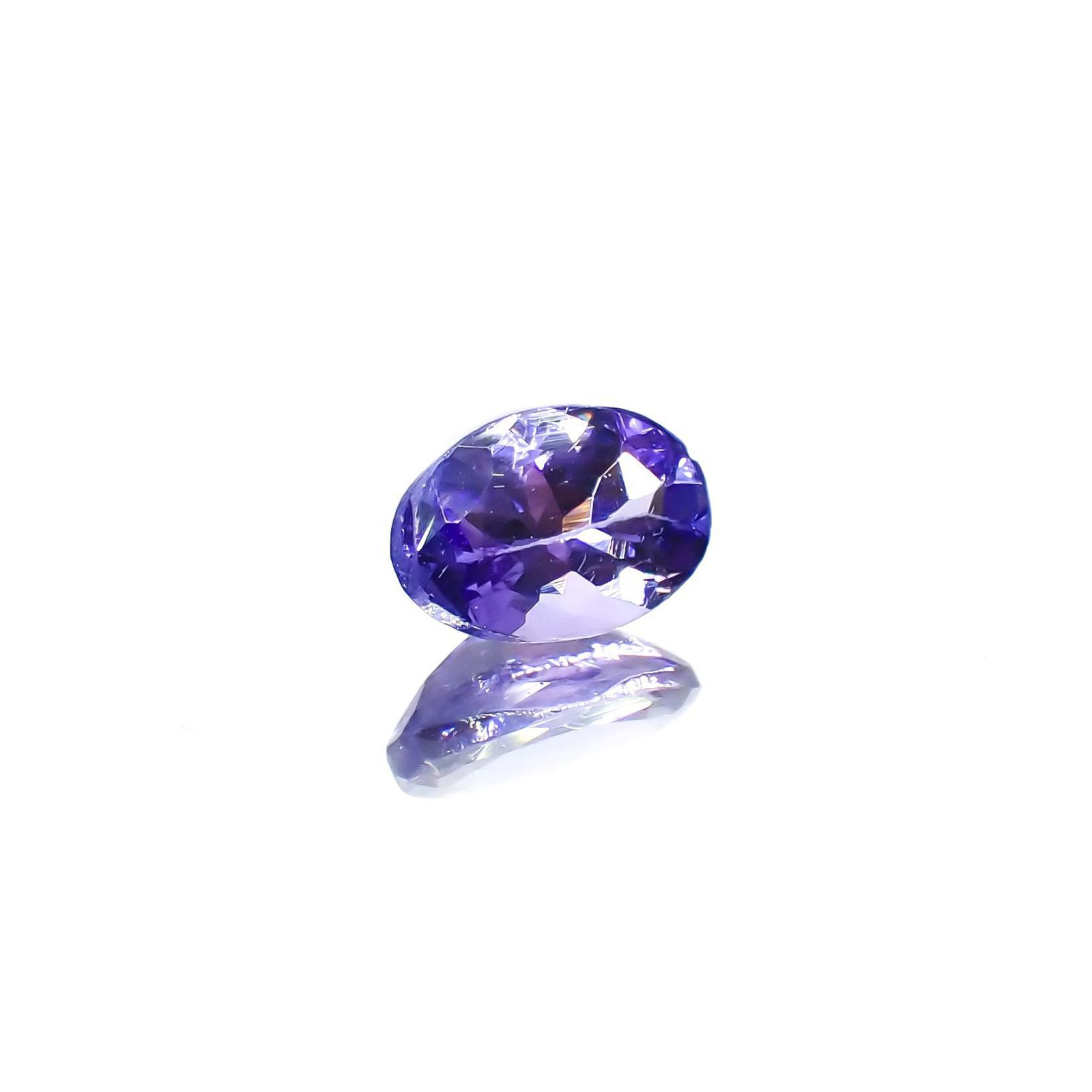 タンザナイト(宝石名タンザナイト)タンザニア産 0.41ct 識別済[230120208]5.8x3.9mm前後