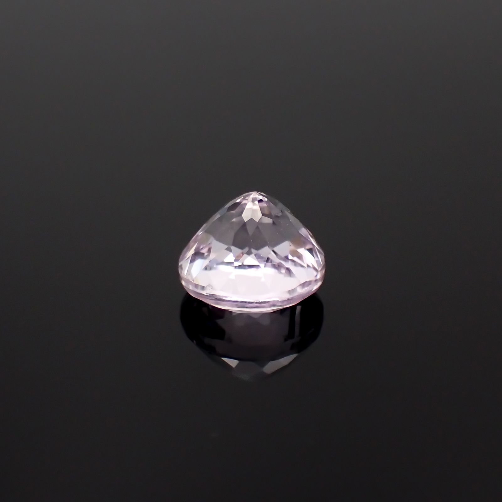クンツァイト アフガニスタン産 2.64ct [251124356]7.9x7.9mm前後