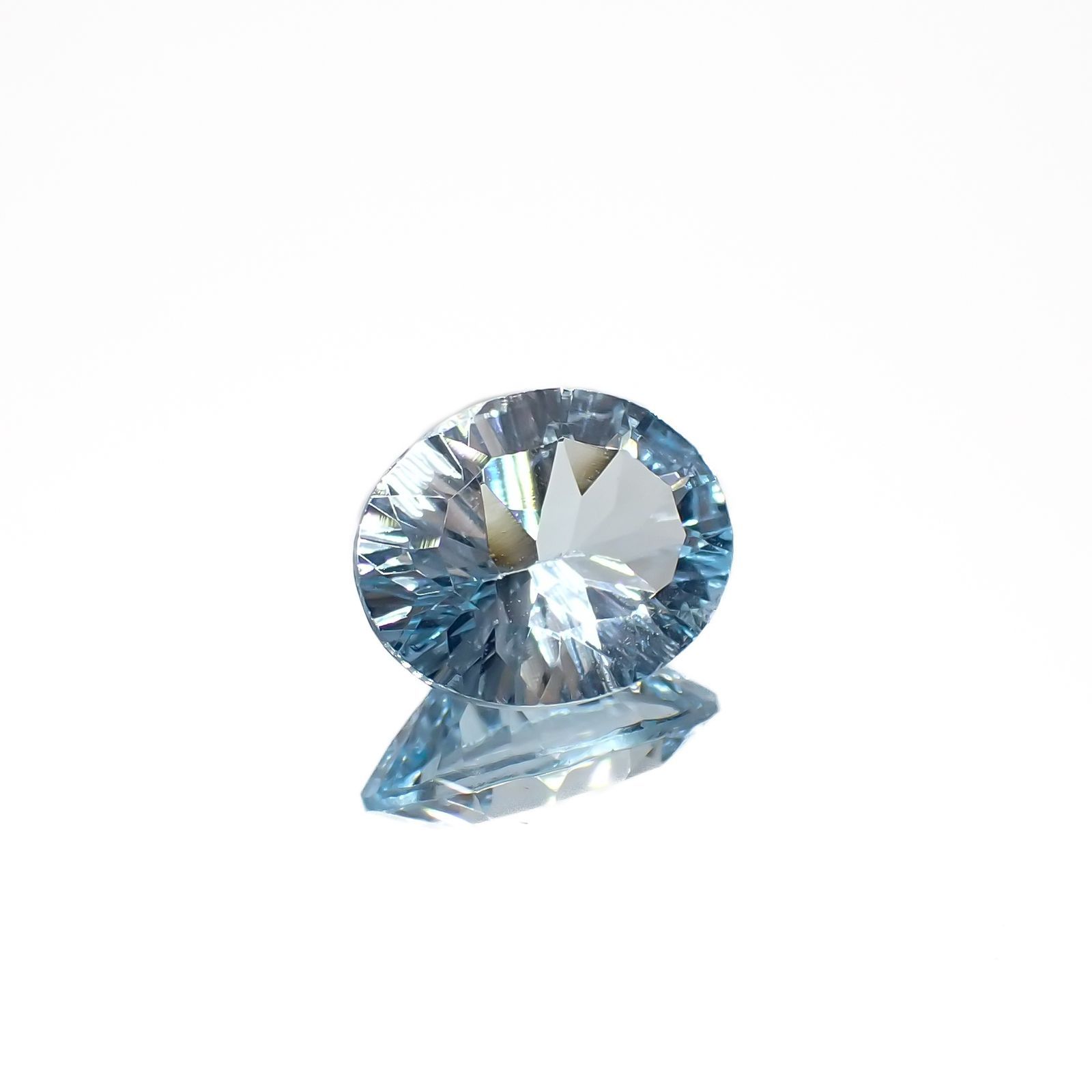 ブルートパーズ ブラジル産 2.71ct[221219347]10x8mm前後