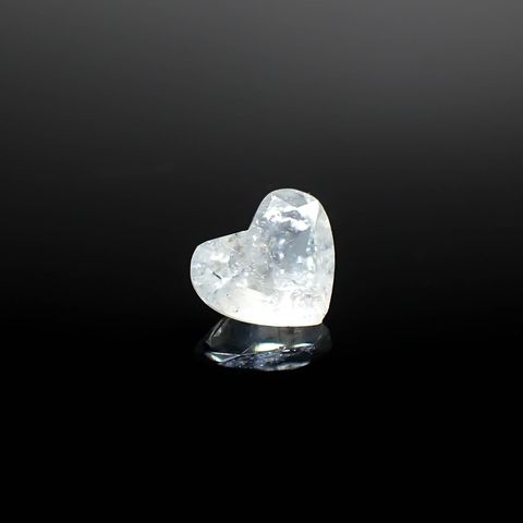 イリデッセンスアクアマリン ブラジル産 0.86ct [250730842]6.4x7.4mm前後