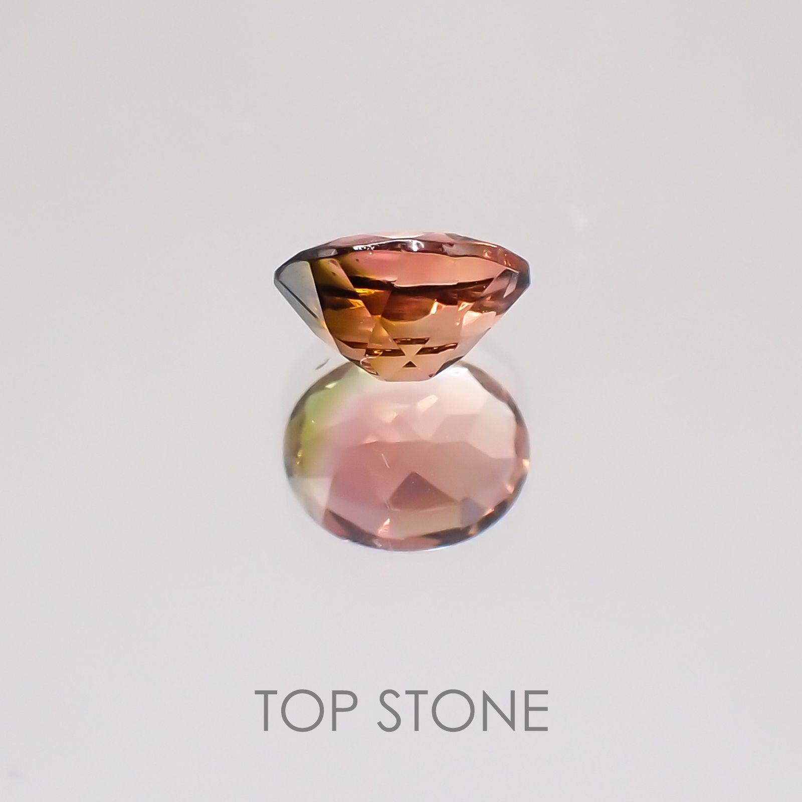 バイカラートルマリン ブラジル産 ルース 0.36ct[20128995]5×4mm前後