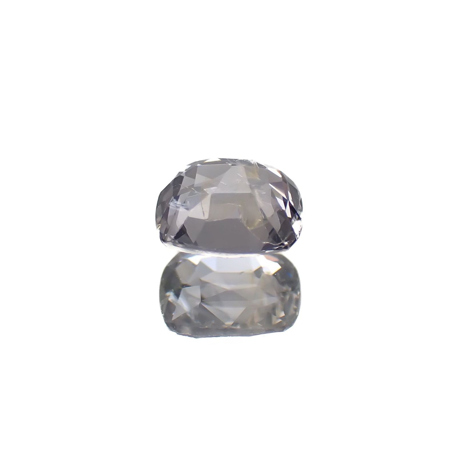 グレースピネル(宝石名スピネル)ビルマ/マダガスカル産 0.75ct 識別済[220817561]5.5x5.2mm前後