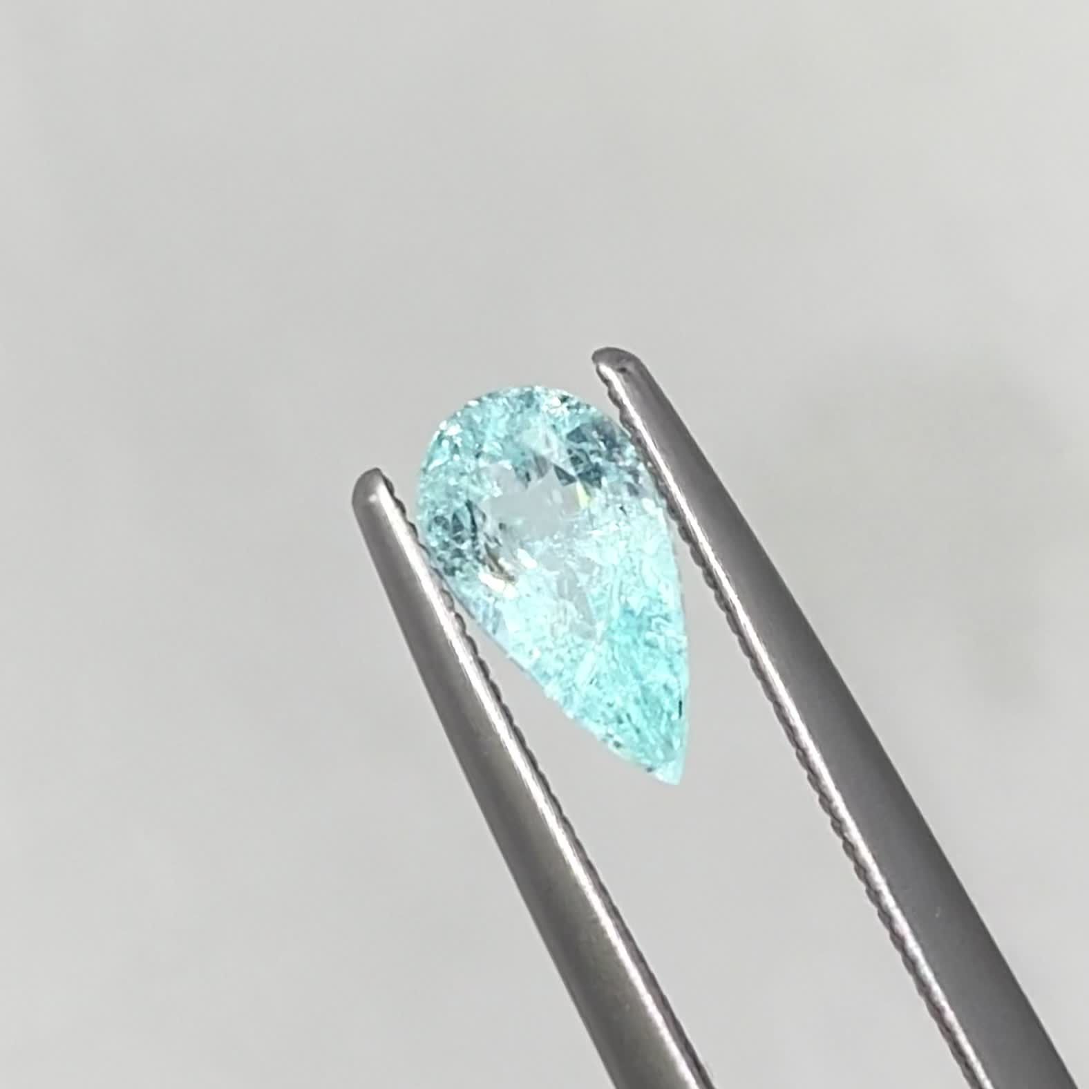 パライバトルマリン モザンビーク産 0.97ct[240928768]8.4x4.5mm前後 | TOP STONE(トップストーン)