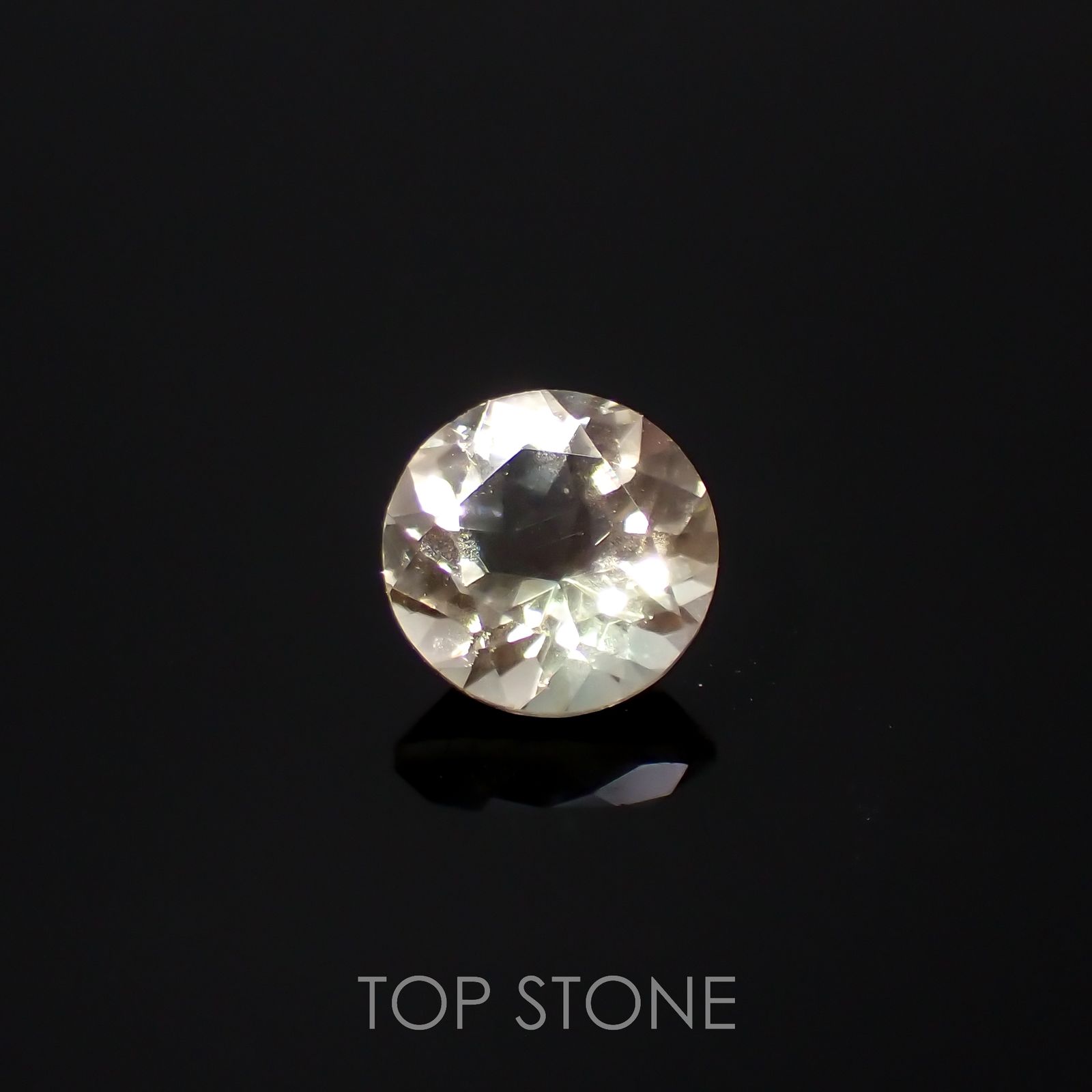 バイカラーオレゴンサンストーン(宝石名ラブラドライト)アメリカ・オレゴン州産 0.75ct 識別済[220616440]6x6mm前後