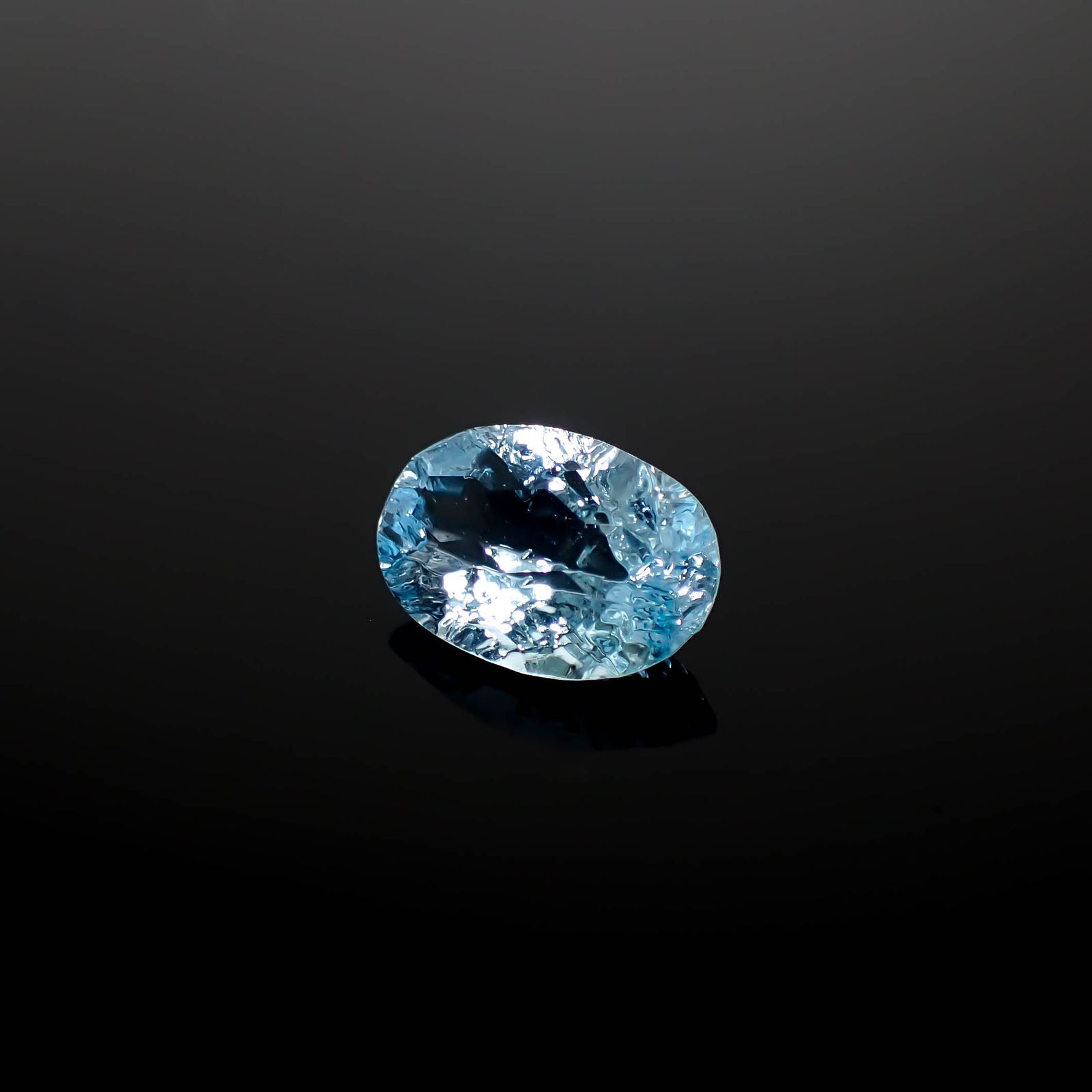 ◇カスタムカット◇ブルートパーズ ブラジル産 3.66ct [241029251]12x8mm前後