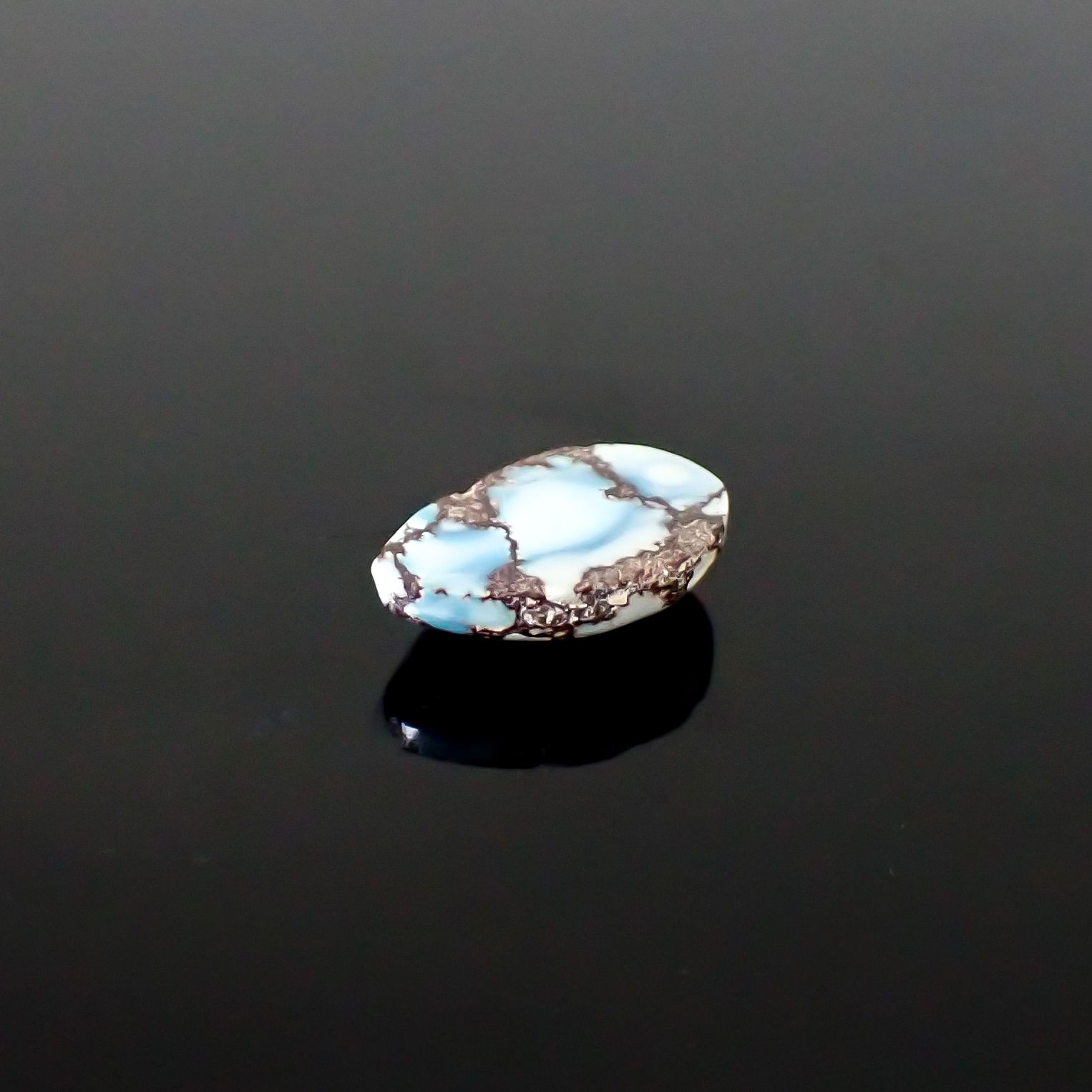 ターコイズ カザフスタン・ゴールデンヒル鉱山産 1.87ct / 11.5x7.4mm前後 [260632398]