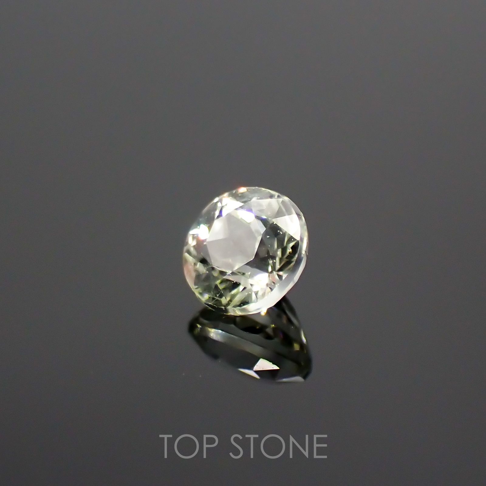 リューコガーネット ビルマ産 ルース 0.14ct[210711544]3×2.9mm前後