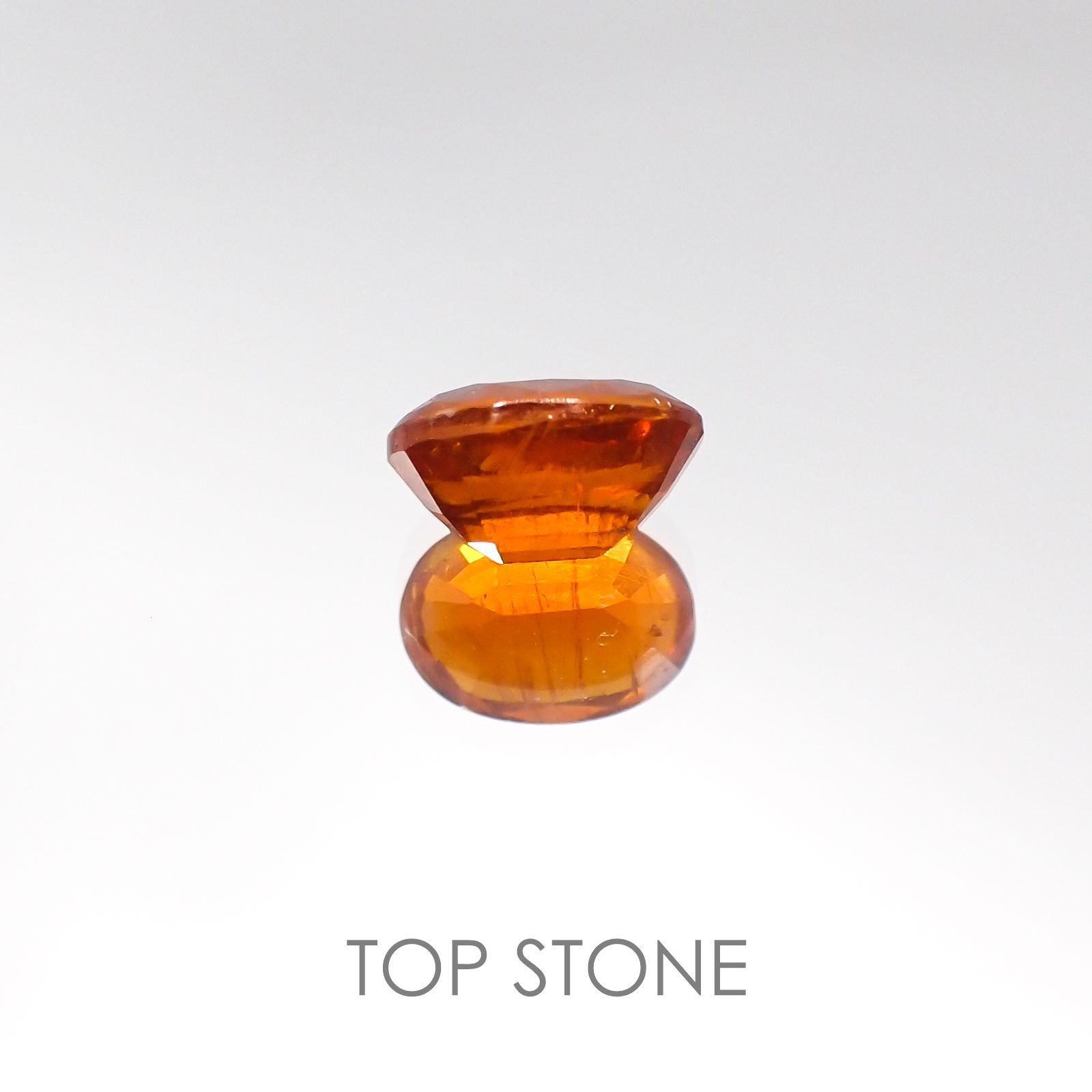 オレンジカイヤナイト タンザニア産 ルース 1.2ct[20105996]7.2×5.2mm前後
