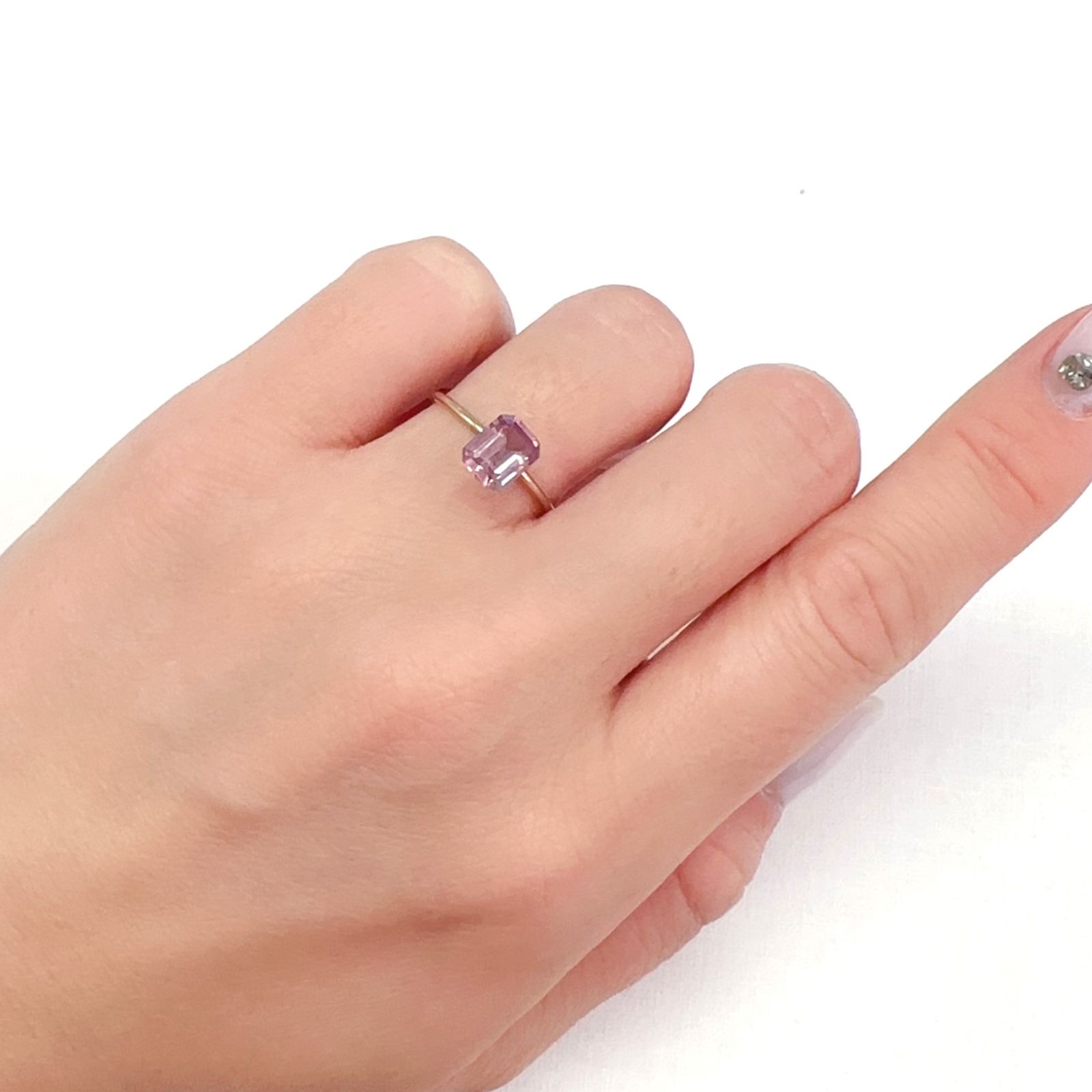 ドラゴンガーネット タンザニア産 1.37ct[231224546]7.3x5.6mm前後