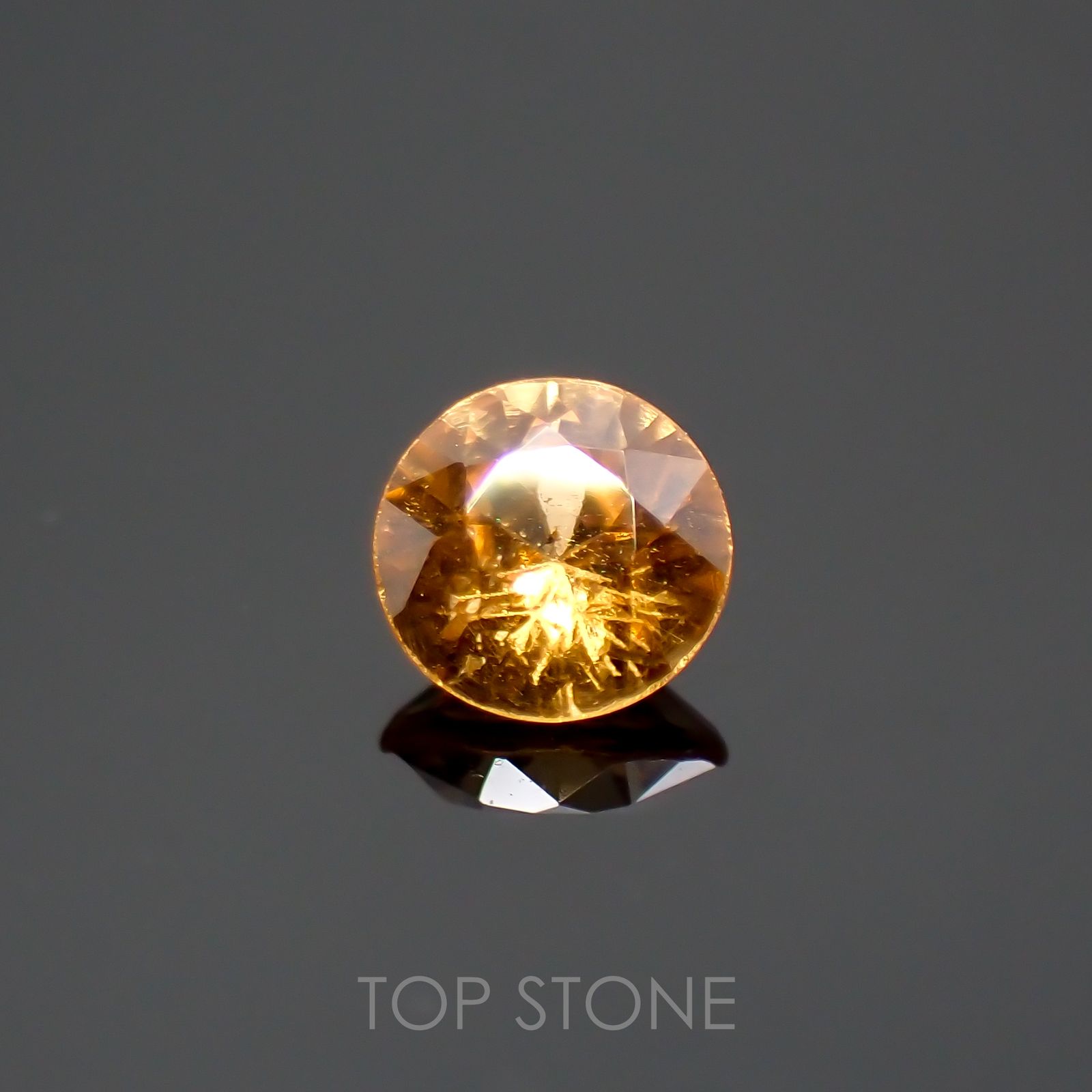 スペサルティンガーネット ケニア産 0.18ct[220114173]3.3x3.3mm前後