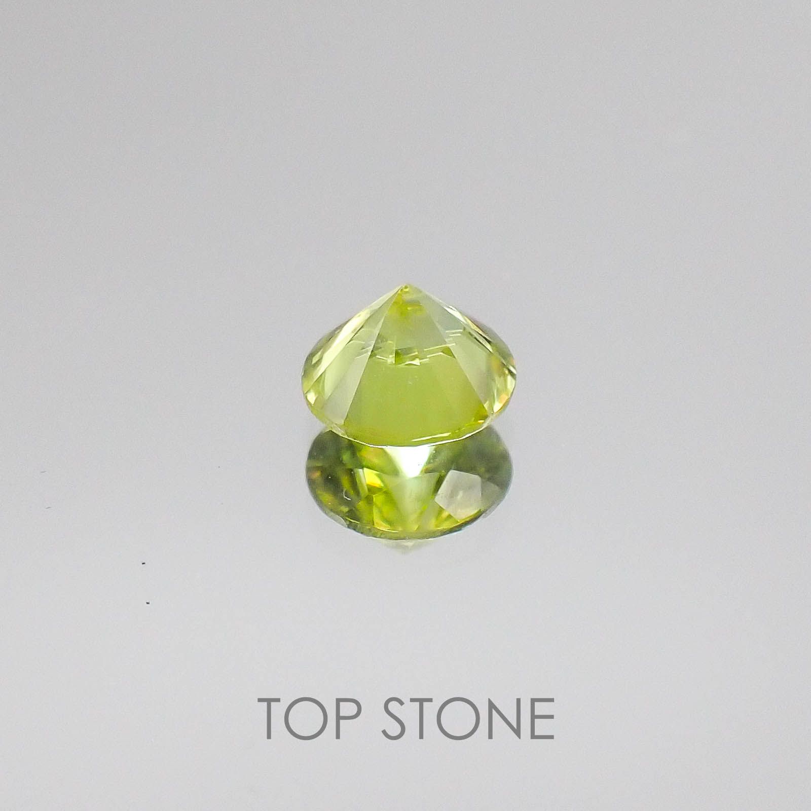 スフェーン(宝石名スフェーン) マダガスカル産 0.57ct 識別済[20073869]5.1×5..1mm前後