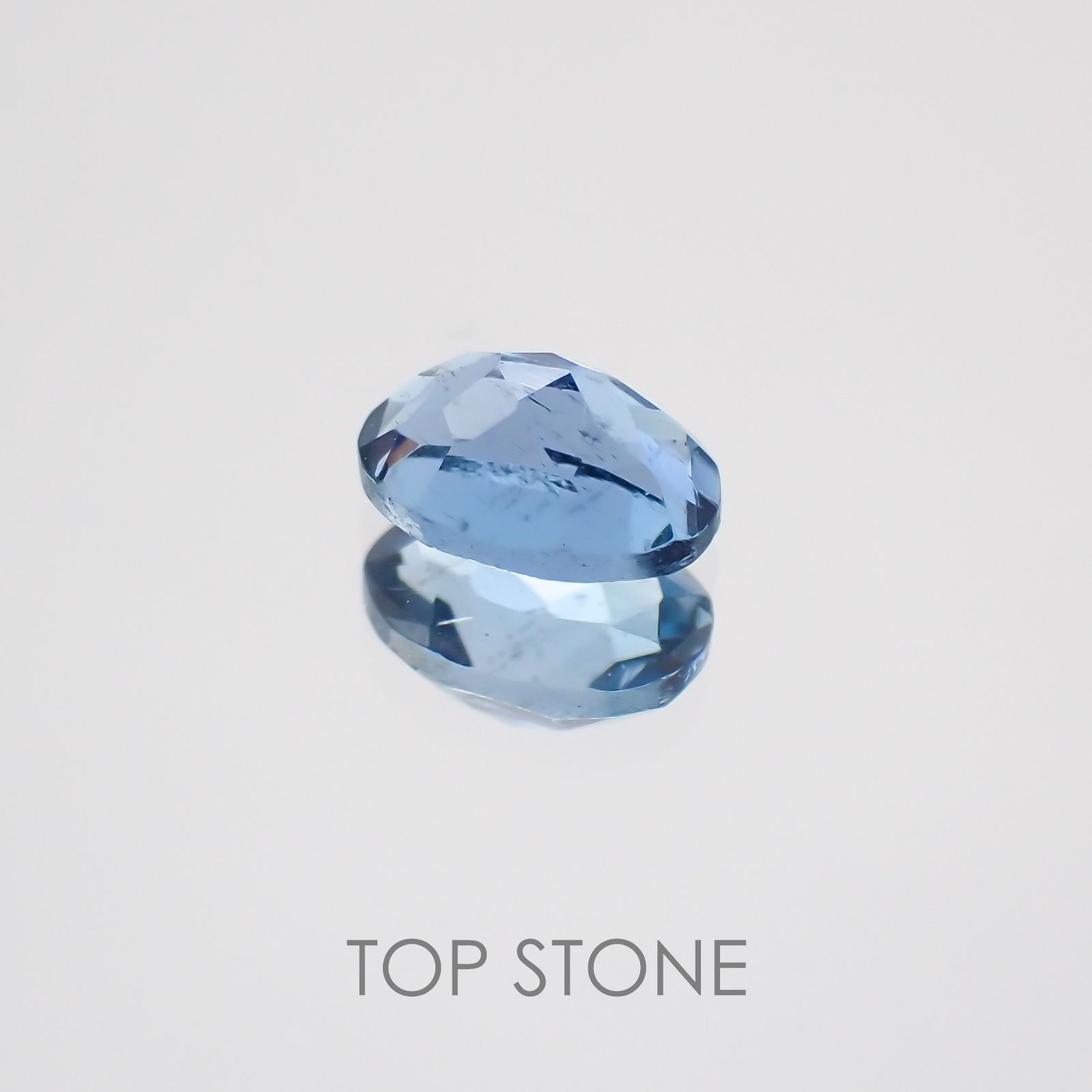 サンタマリア アクアマリン ブラジル産 ルース 0.49ct[20129113]5.9×4.1mm前後