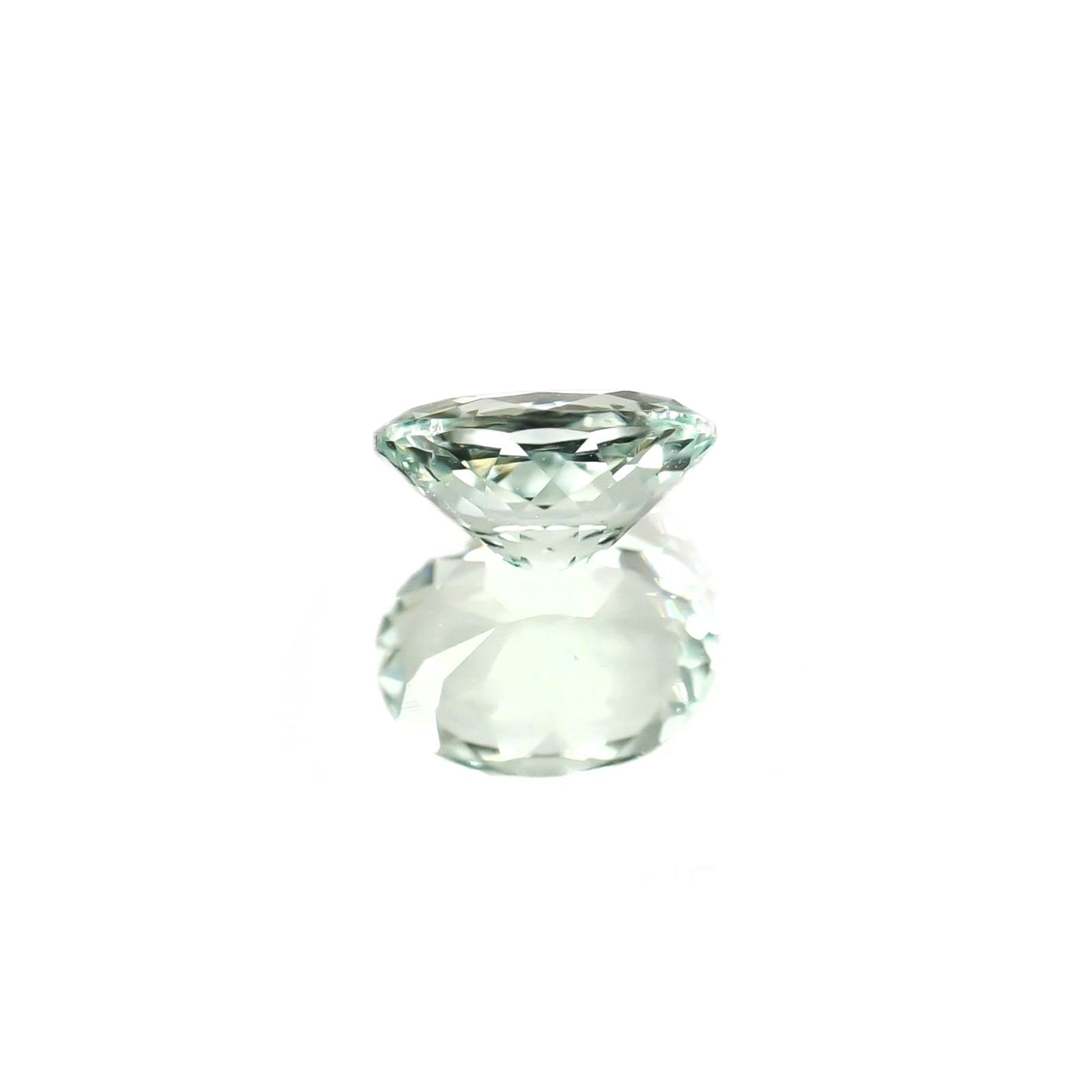 ミントベリル ブラジル産 0.60ct / 6.6x5mm前後 [230119948]