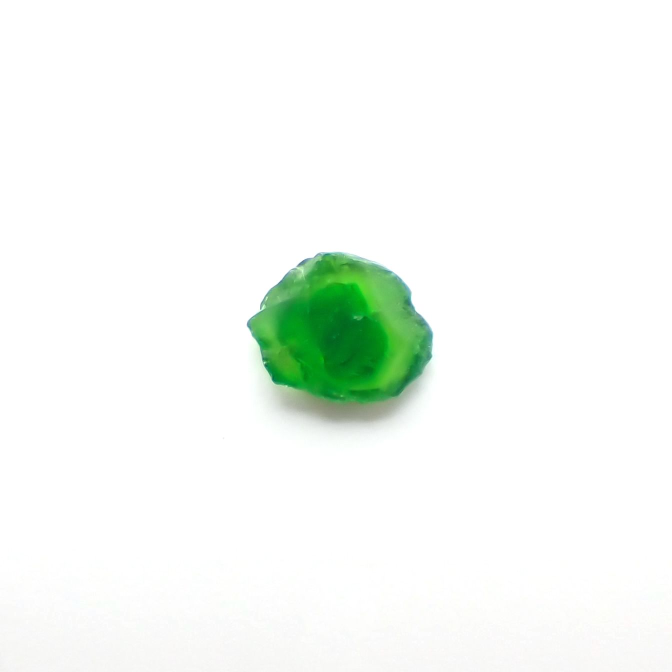 デマントイドガーネット 原石スライス(宝石名デマントイド・ガーネット) 0.23ct 識別済[210611212]4.6×3.6mm前後