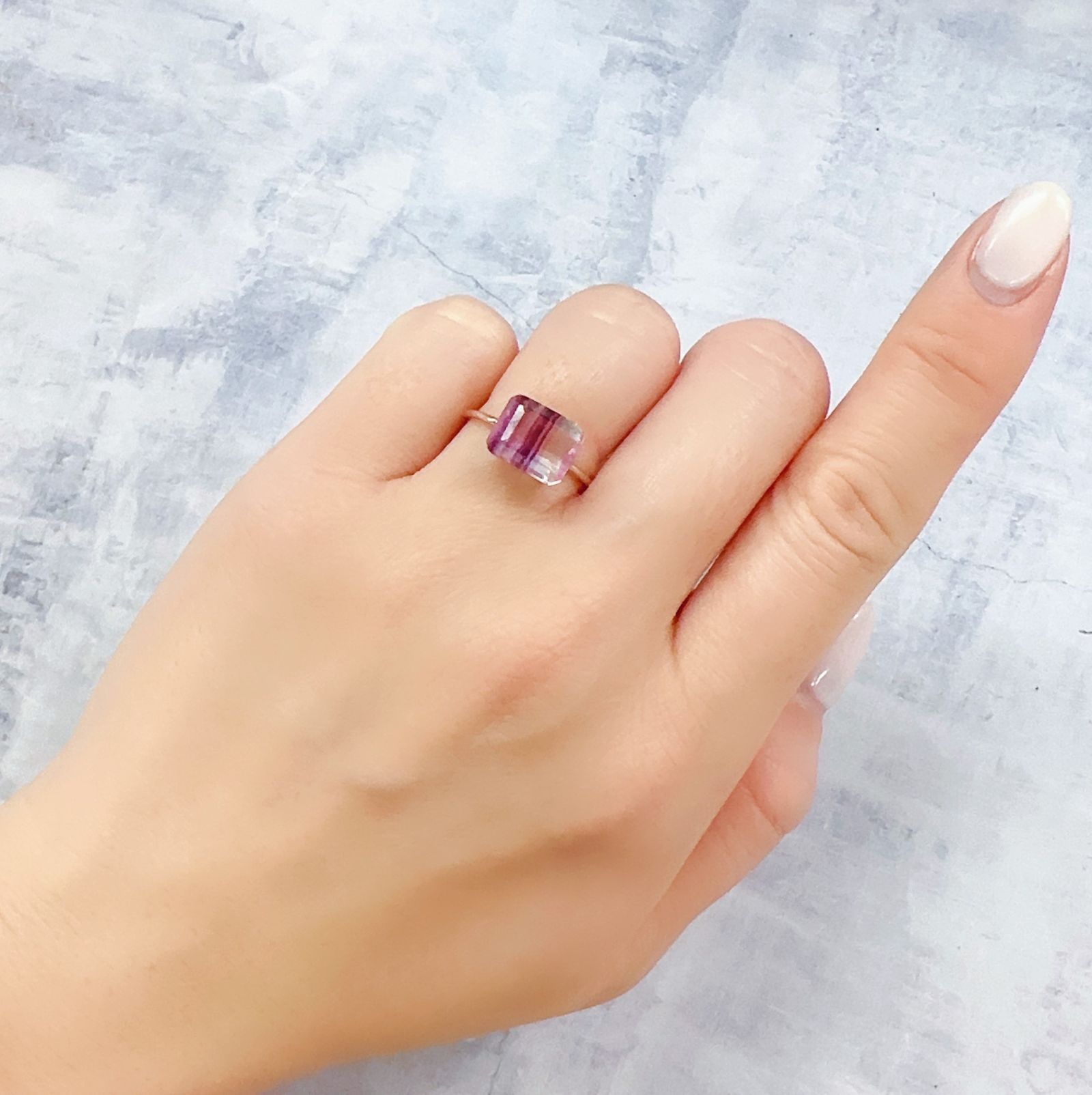 バイカラーフローライト 中国産 3.85ct[230120164]9.9x8mm前後